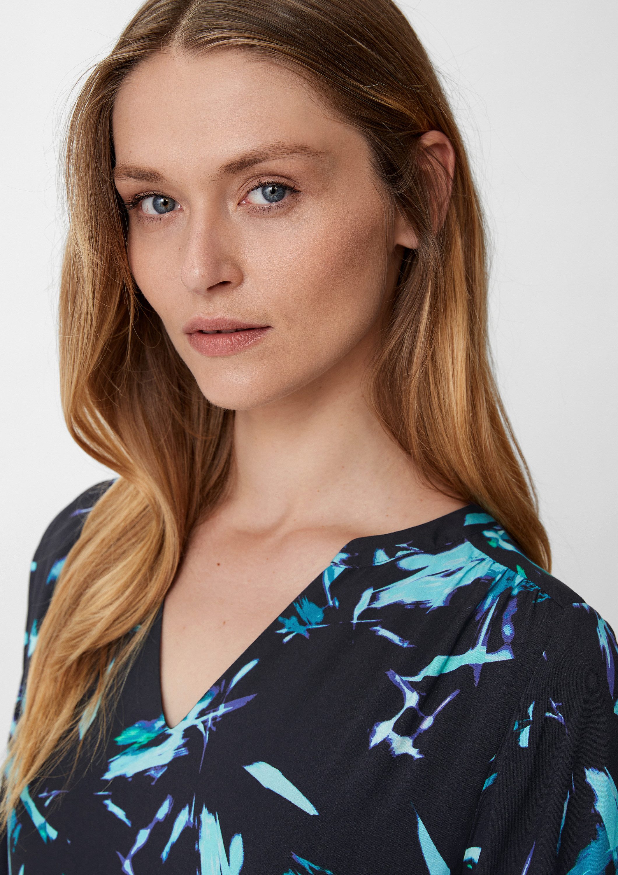 comma Minikleid Kleid Kleid mit Allover-Print