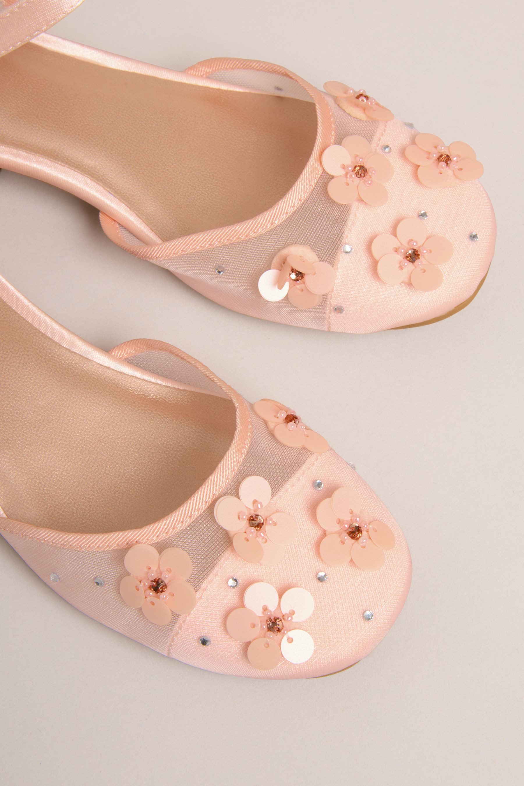 LIPSY Lipsy Blockabsatz-Sandalen, Blumenmädchen Sandalette (1-tlg)