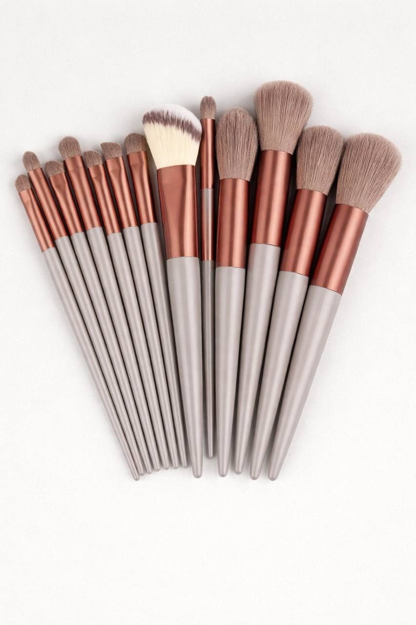 ILOKEN Make-up Set Make-up-Pinselset mit Stoffbeutel, 13-tlg. flauschig, 13-tlg, 13-teilig; flauschige Pinsel; inklusive Stoffbeutel