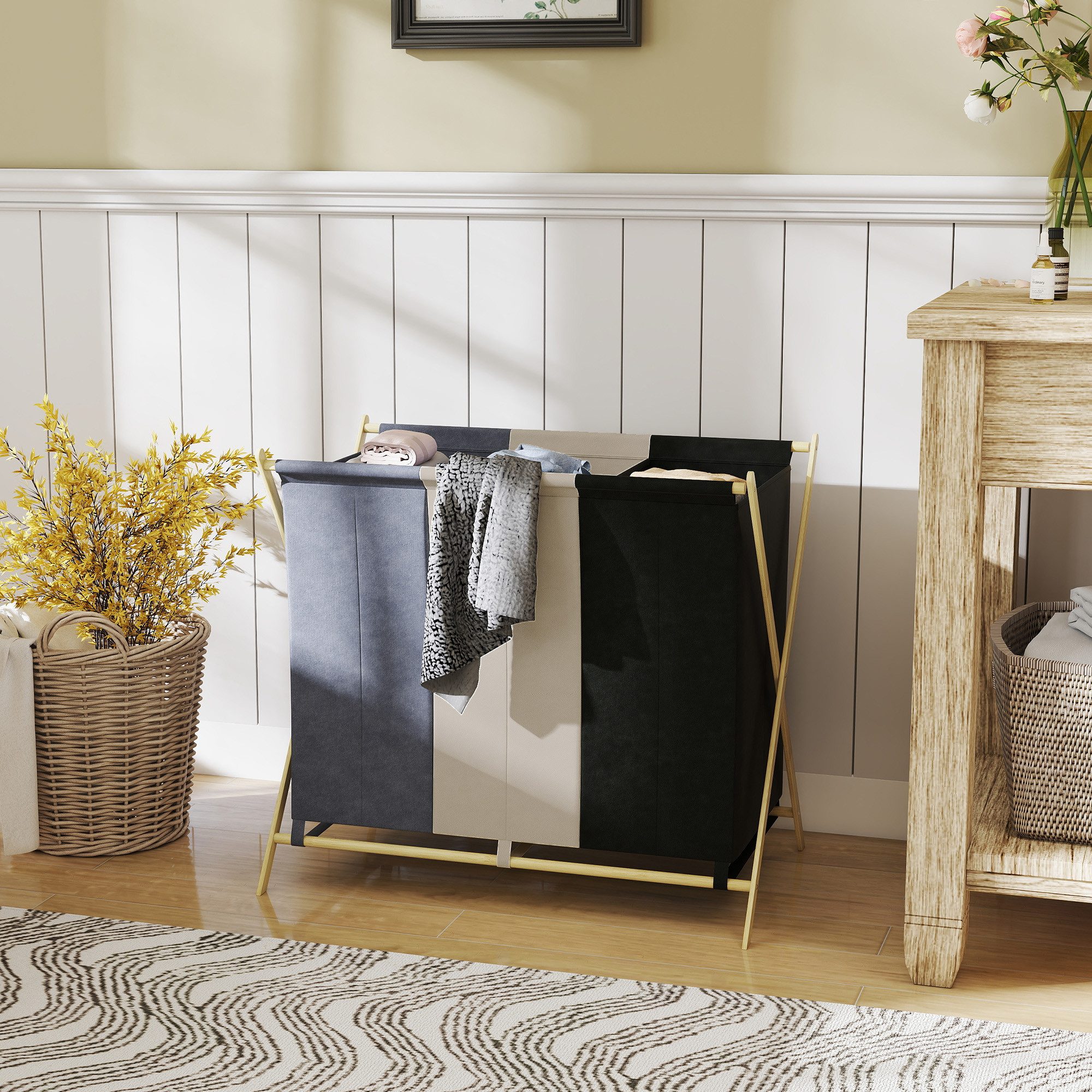 HOMCOM Wäschekorb Wäschesammler mit Wäschesack, Wäschebox für Waschküche (Laundry Baskets, 1 St., Wäschesammler mit 3 Fächern), 129L, 3 Fächer, faltbar, Bambusrahmen