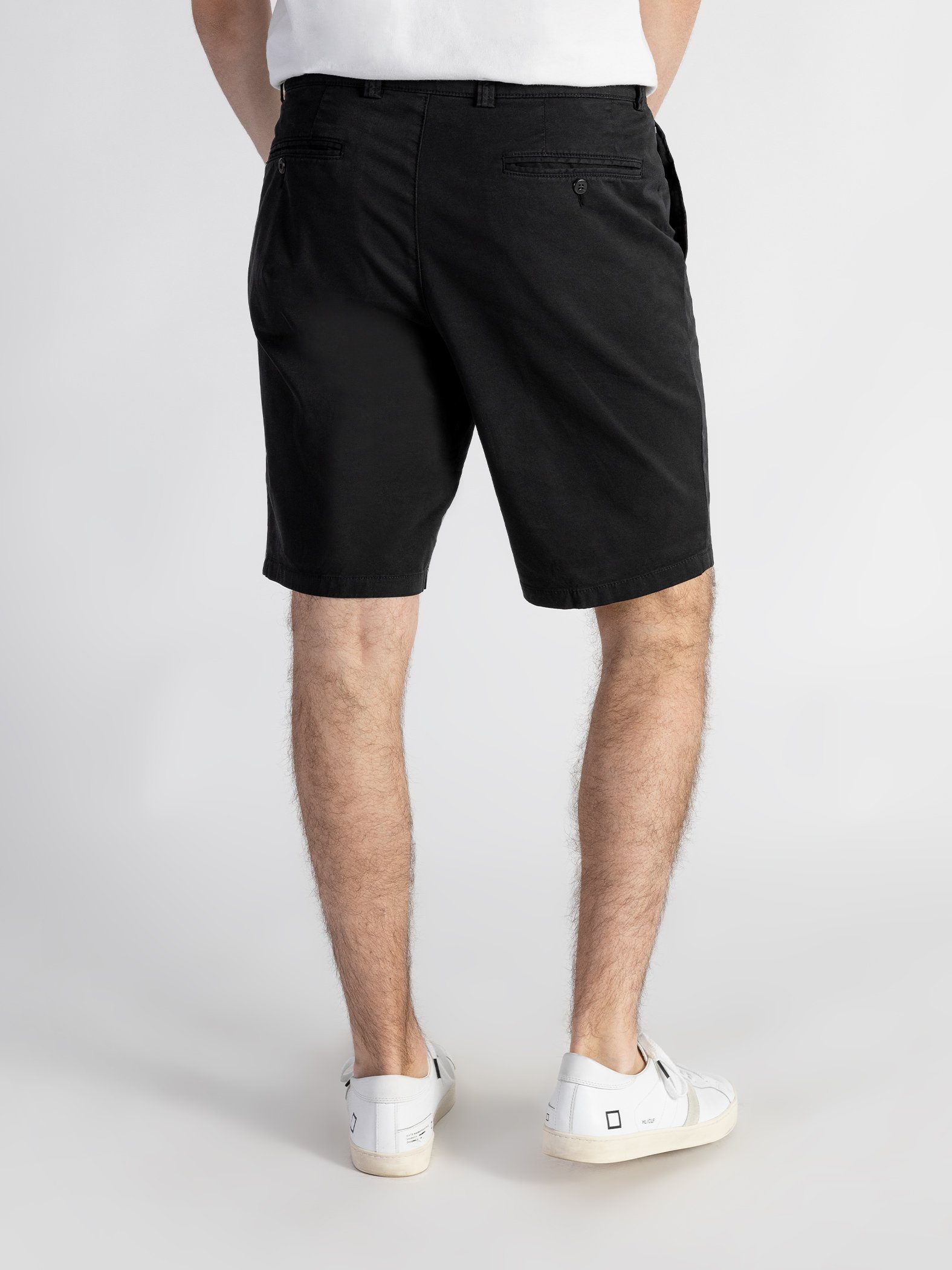 TwoMates Shorts Shorts mit elastischem GOTS-zertifiziert Bund, Schwarz Farbauswahl