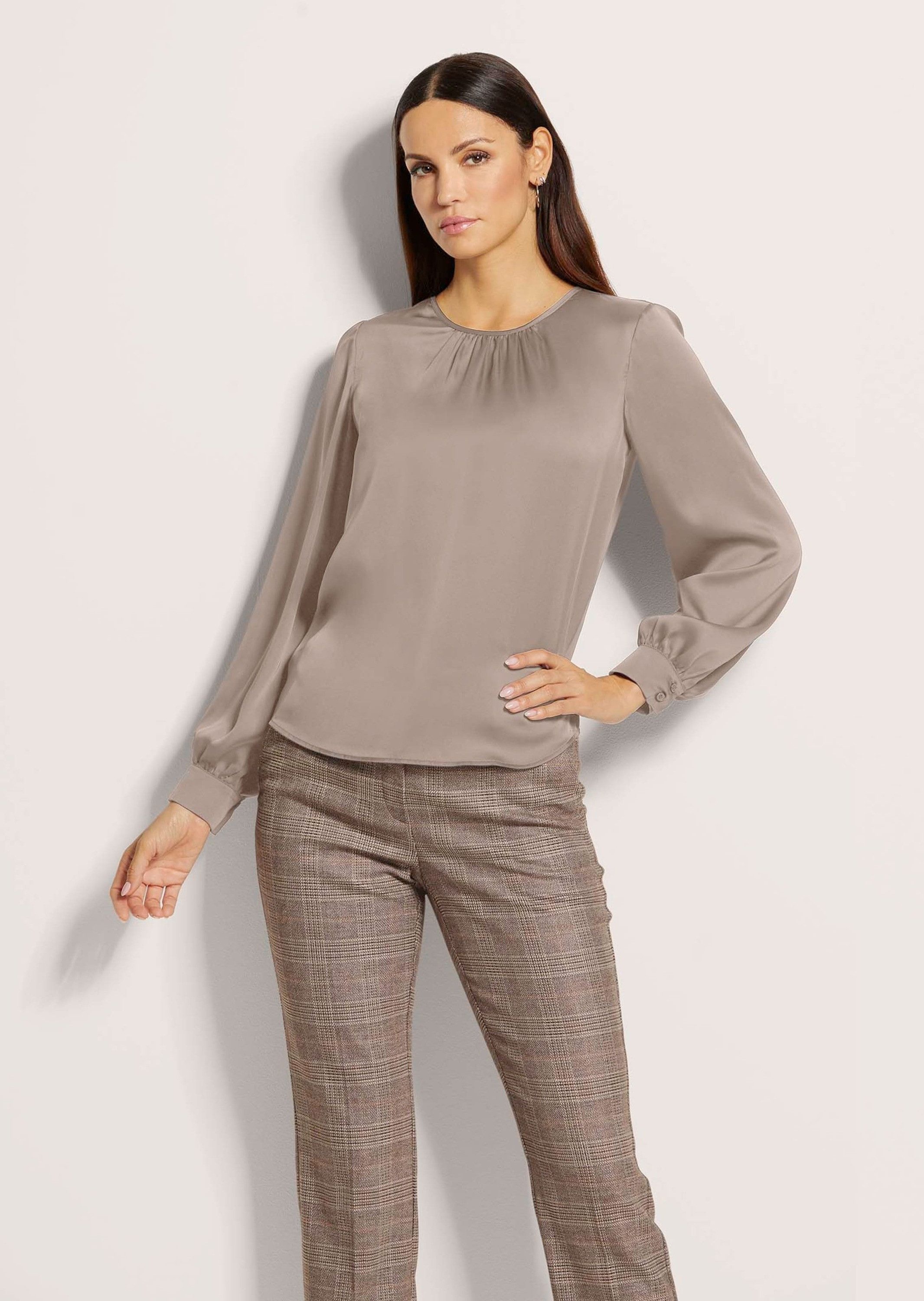 MADELEINE Langarmbluse Raffinierte Faltenbluse mit Rundhalsausschnitt Rundh günstig online kaufen