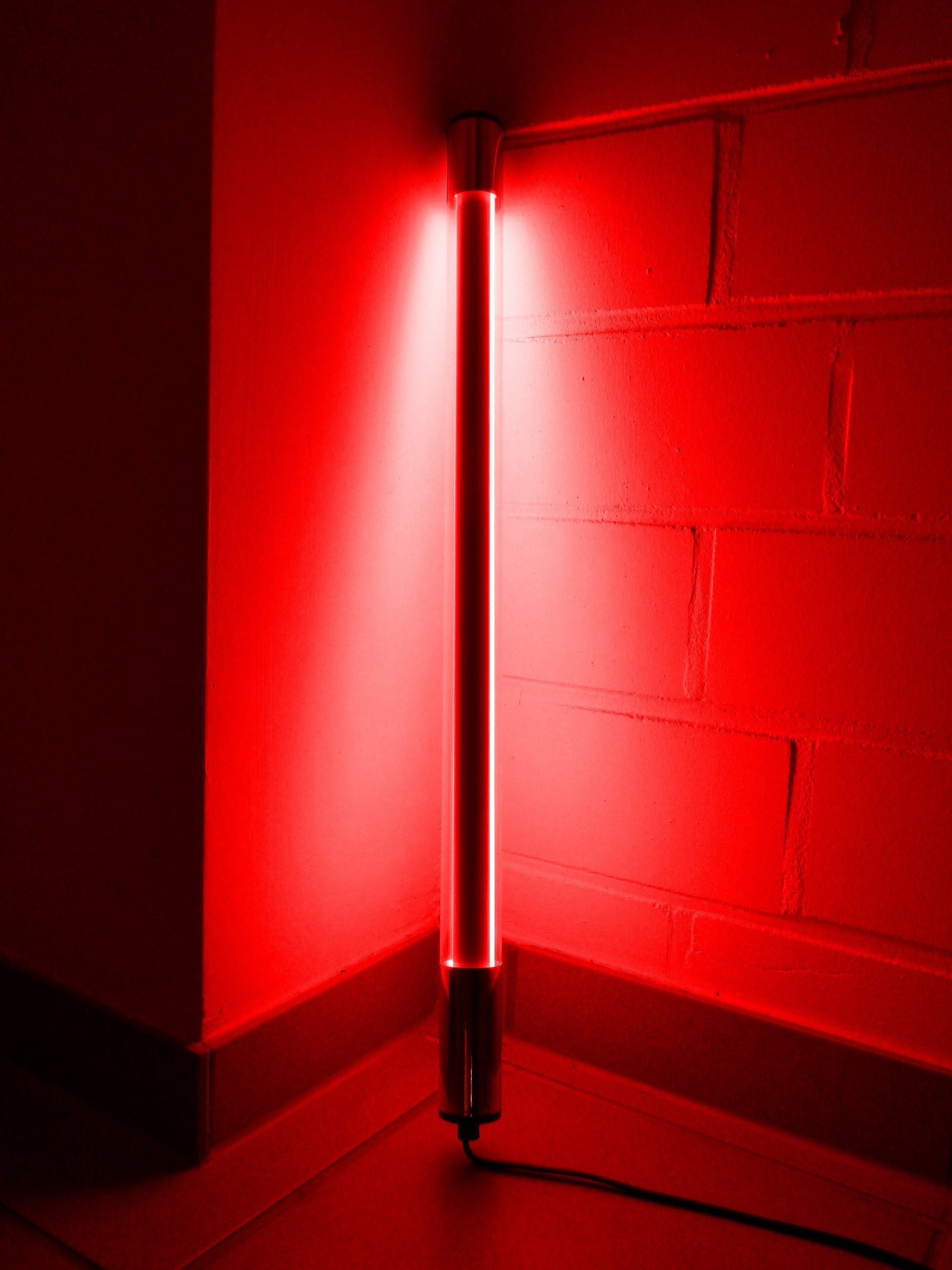 XENON LED Wandleuchte 9775 LED Stab VISION 24 W 153 cm EK Kabel-weiß Kunststoff-Röhre Rot, LED, Xenon / Rot
