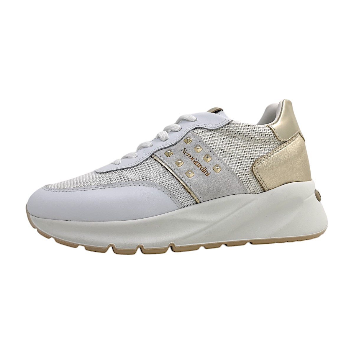 Sneaker low Schnürschuh