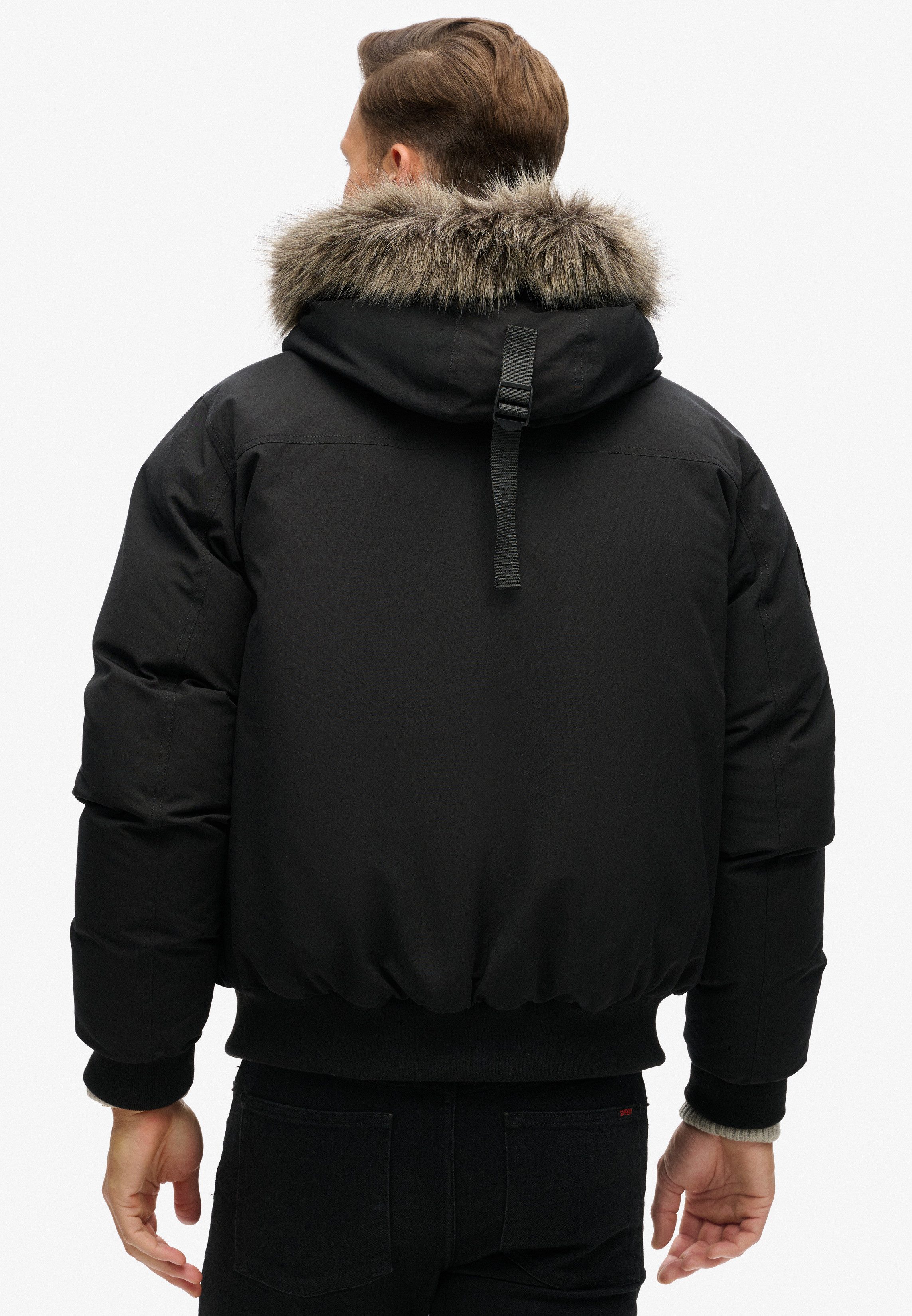Superdry Steppjacke EVEREST FAUX FUR BOMBER JACKET mit lockerer Passform, unifarbenes Design – Bild 3 von 5