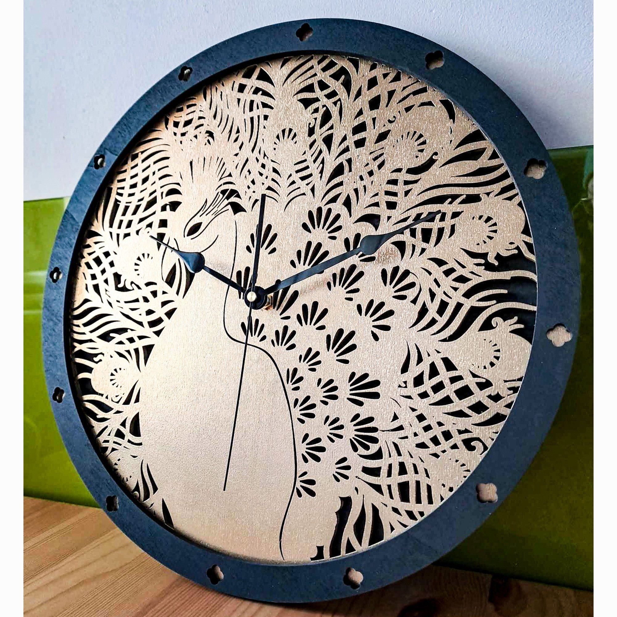 ORNAMENTI Wanduhr Pfau, Boho, Grosse, vintage, dekorative, hingucker Wanduhr, holz (Vogel, Handmade, retro, ohne Ticken, Wanddeko, 3 Größen 40, 50, 60 cm)