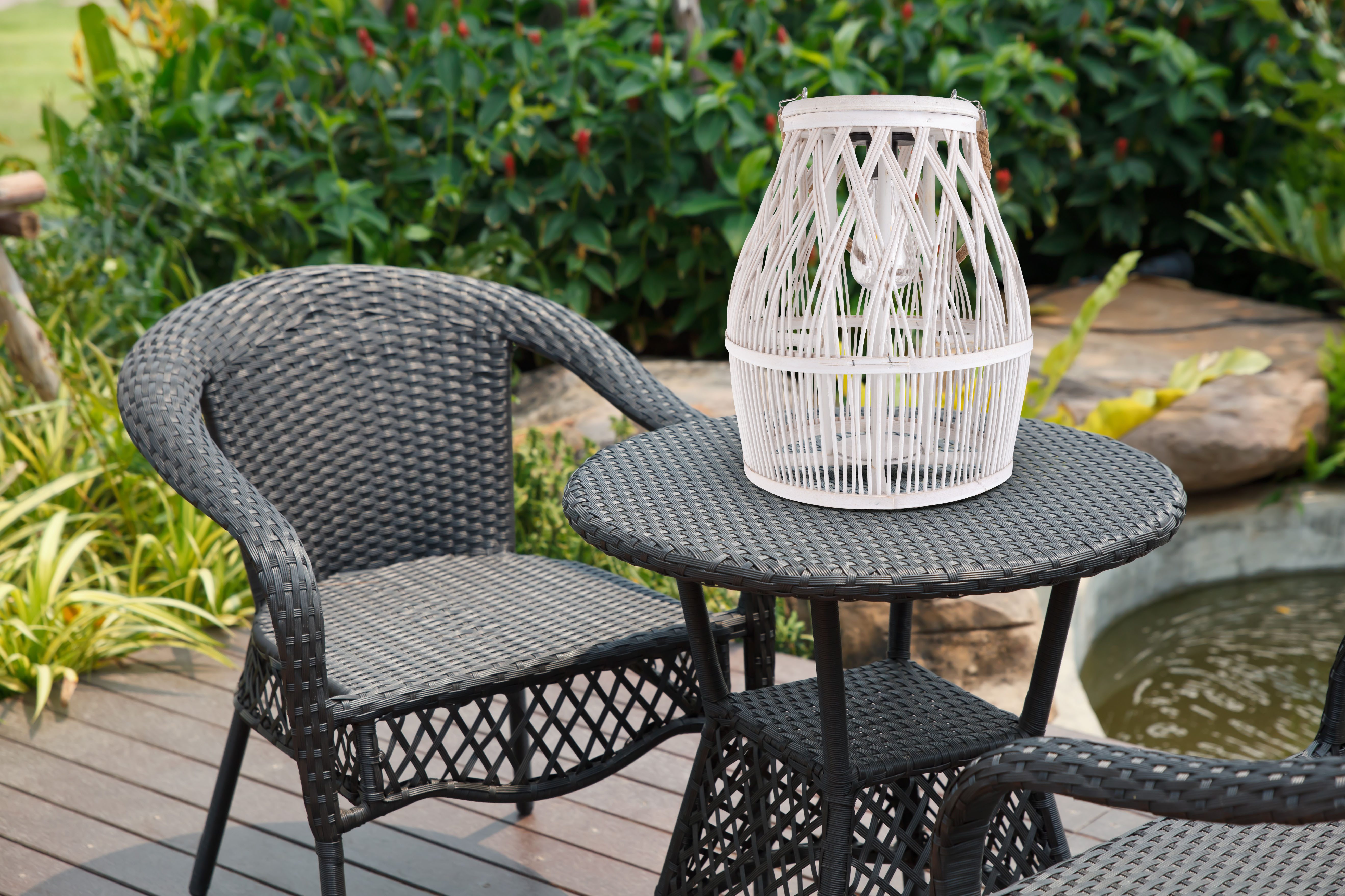 näve LED Solarleuchte Korbinian, Tageslichtsensor, LED fest integriert, Warmweiß, Korbleuchte (Rattan) weiß mit LED Birne warmweiß, inkl. Akku, H: 34cm