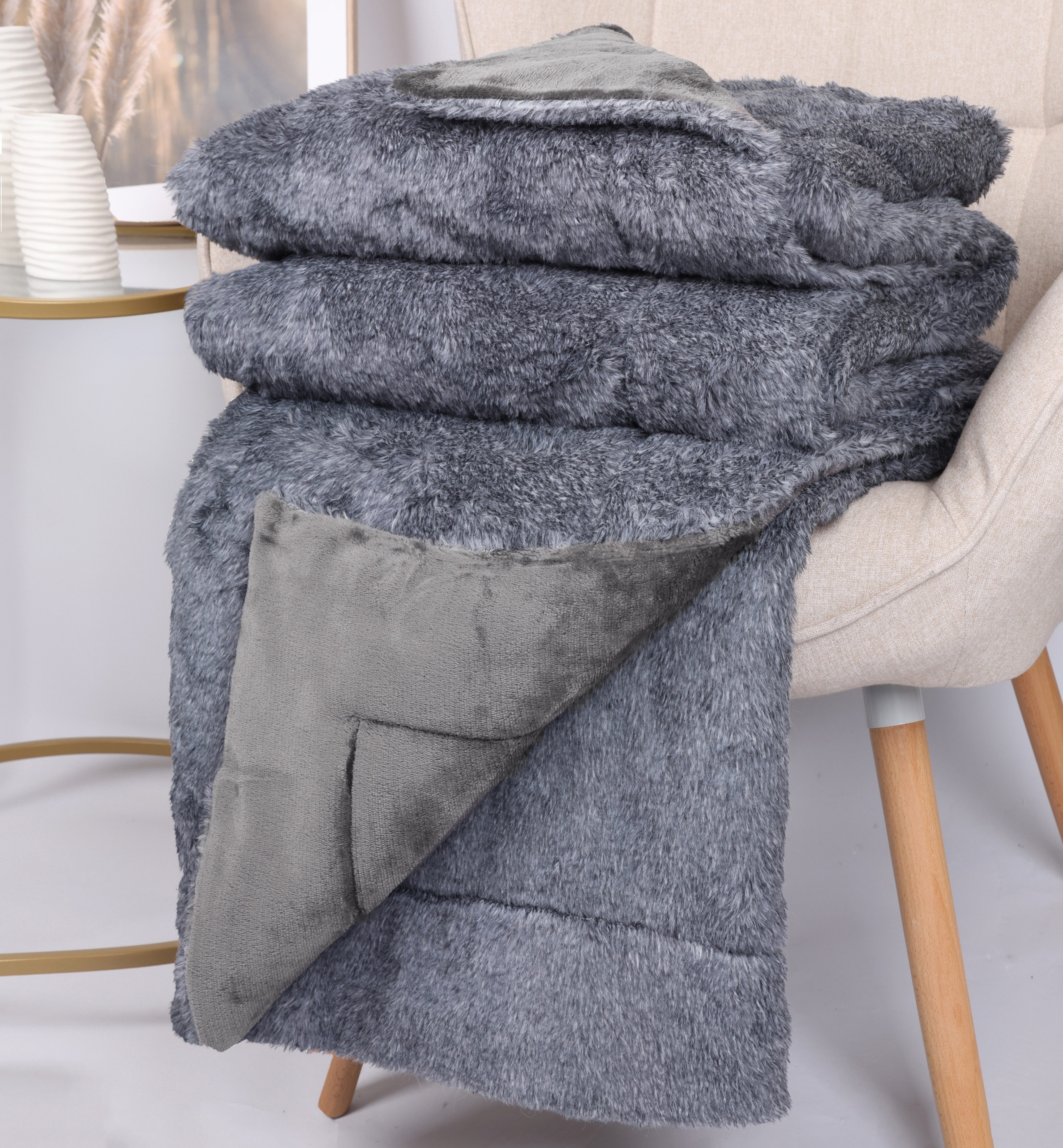 Wohndecke Luxus Kuscheldecke XXL TURIN Größe 150 cm x 200 cm Farbe grau, Be günstig online kaufen