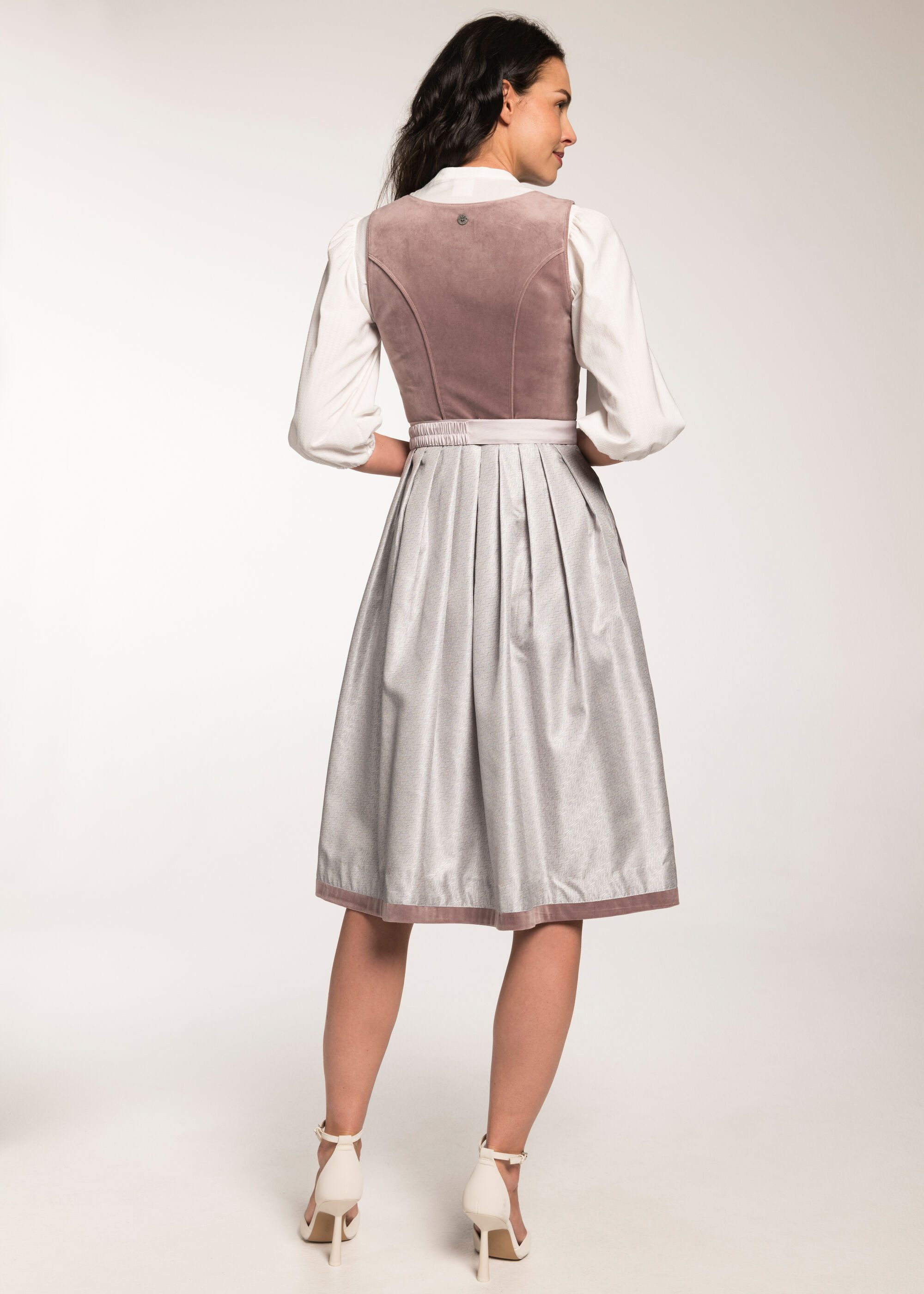 Spieth & Wensky Dirndl Dirndl Fangelina (1-tlg) mit edler Gürtelschnalle