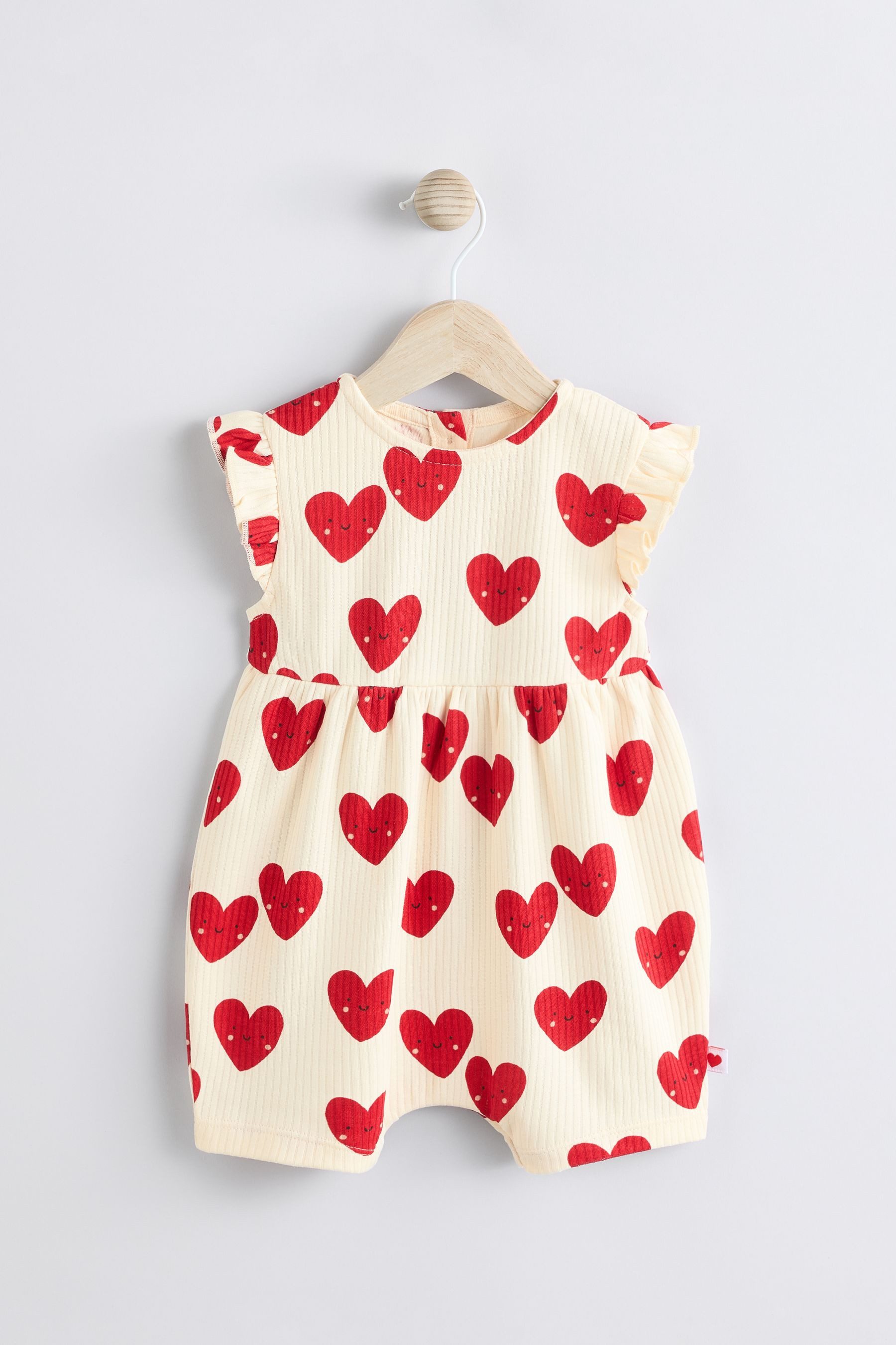 Next Strampler Babystrampler mit Rüschen und Herz-Print (1-tlg)