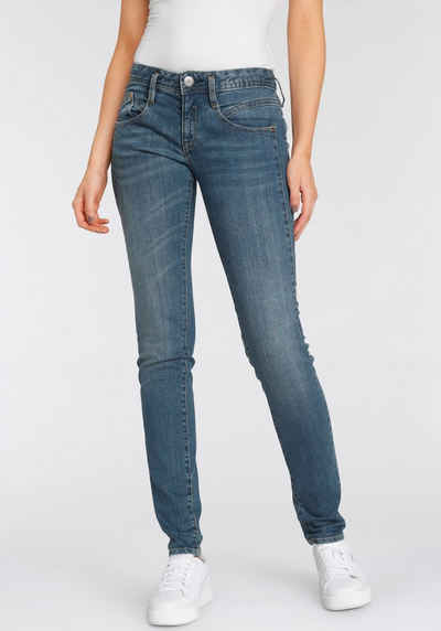 Herrlicher Slim-fit-Jeans »GINA RECYCLED DENIM« mit seitlichem Keileinsatz