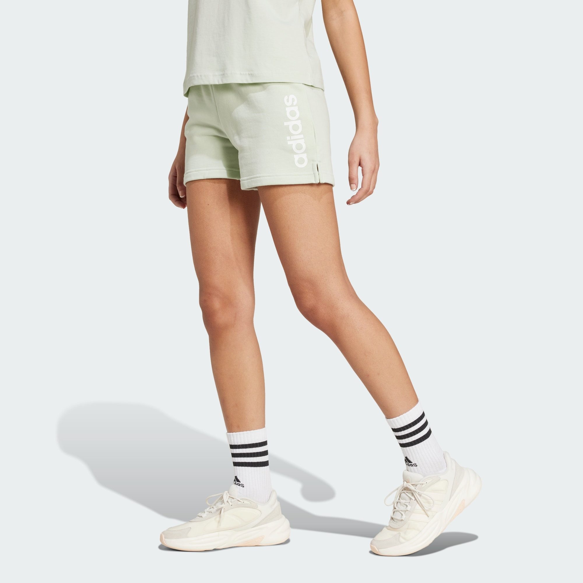 Shorts ESSENTIALS LINEAR FRENCH TERRY SHORTS