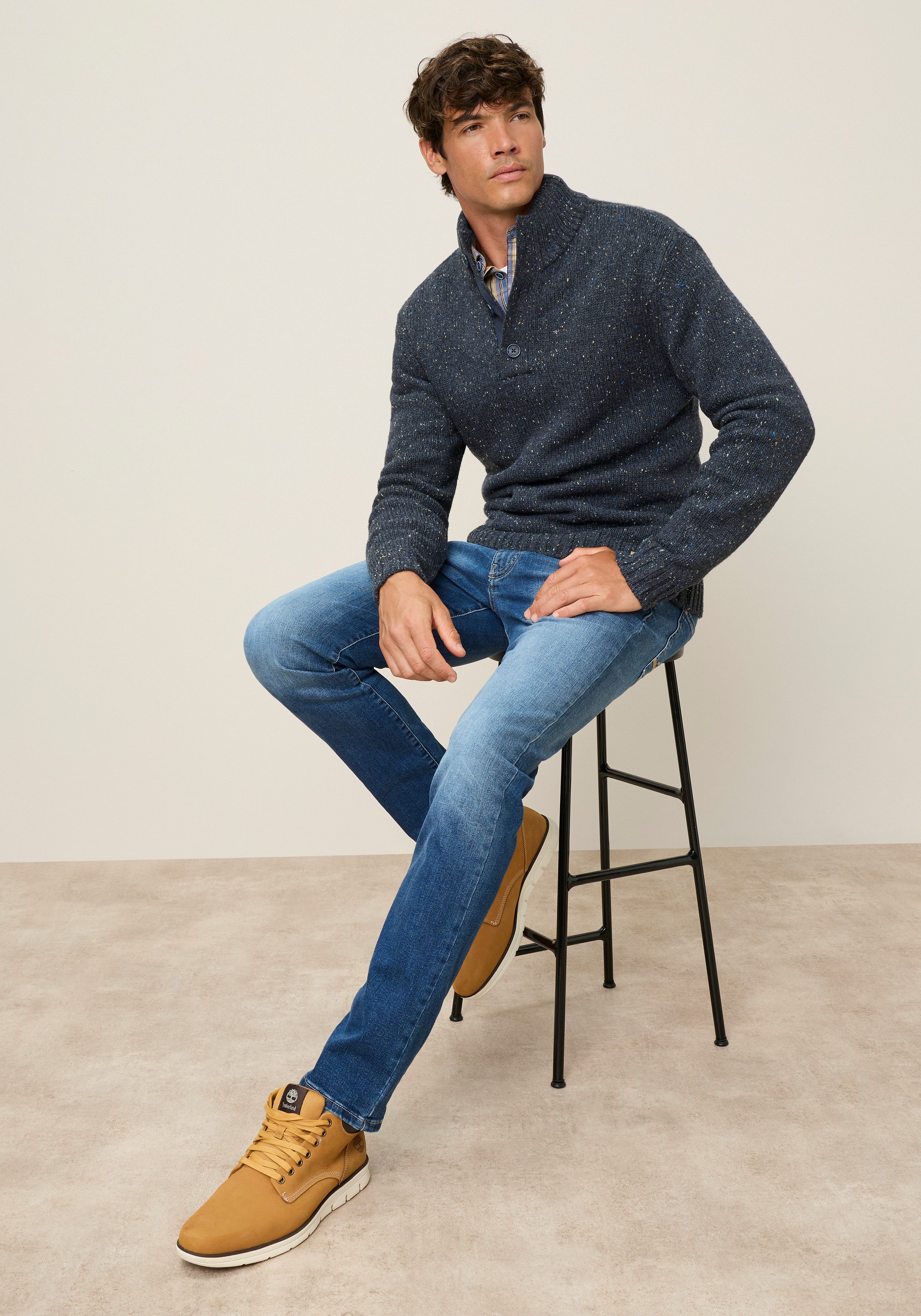 Zum Outfit 10
