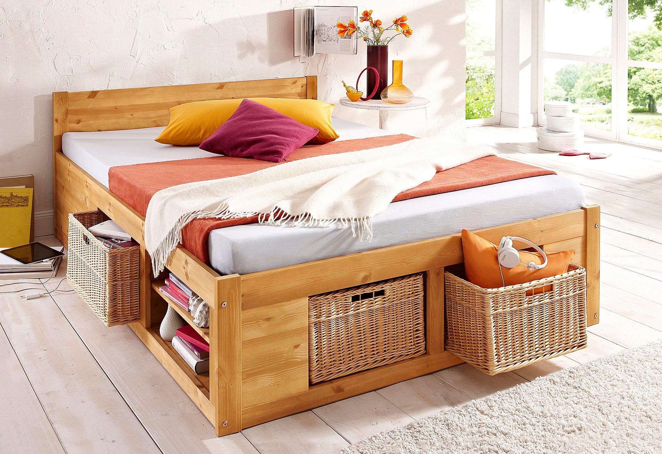 Bett HELSINKI in naturfarben