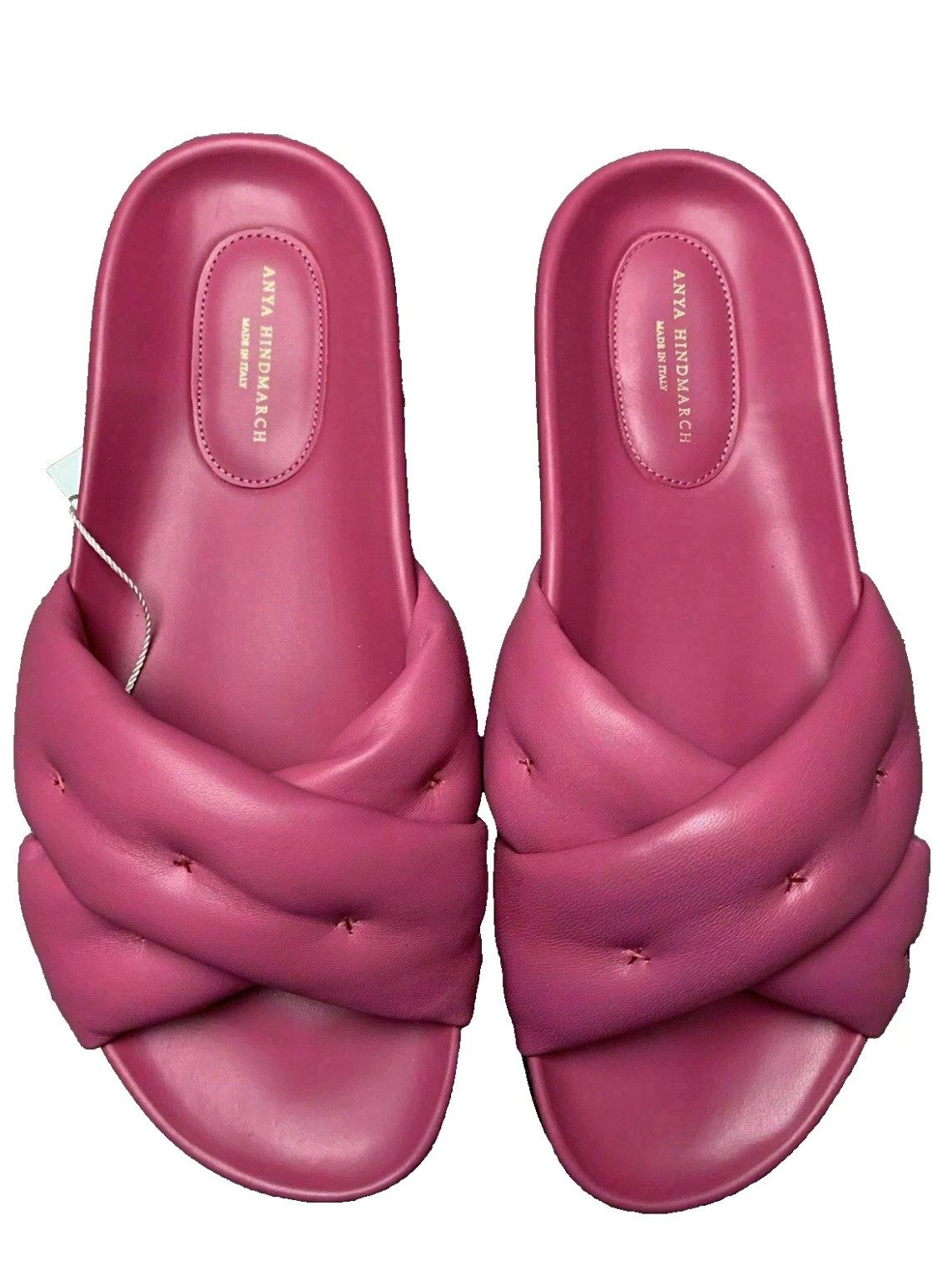 Anya Hindmarch Chubby Crossover Slides Sandalen luxuriöse Leder in Pink Made in Italy Pantolette Anatomisch geformtes Fußbett für hohen Tragekomfort
