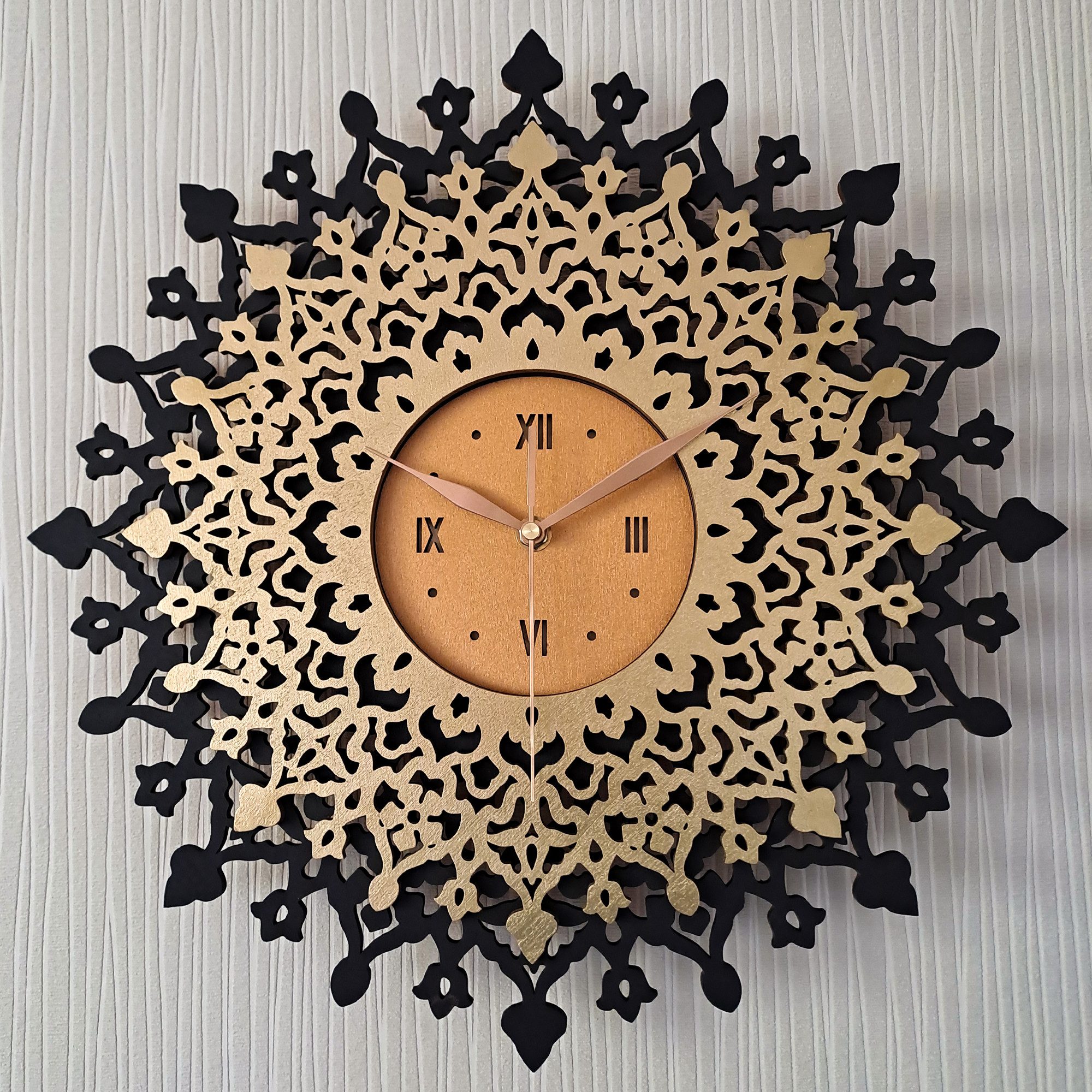 ORNAMENTI Wanduhr Sunburst, grosse, modern, geometrisch, holz, hingucker Wanduhr (Sonne Wanduhr, ohne Ticken, Wanddeko, Holzdeko, 3 Größen 40, 50, 60 cm)