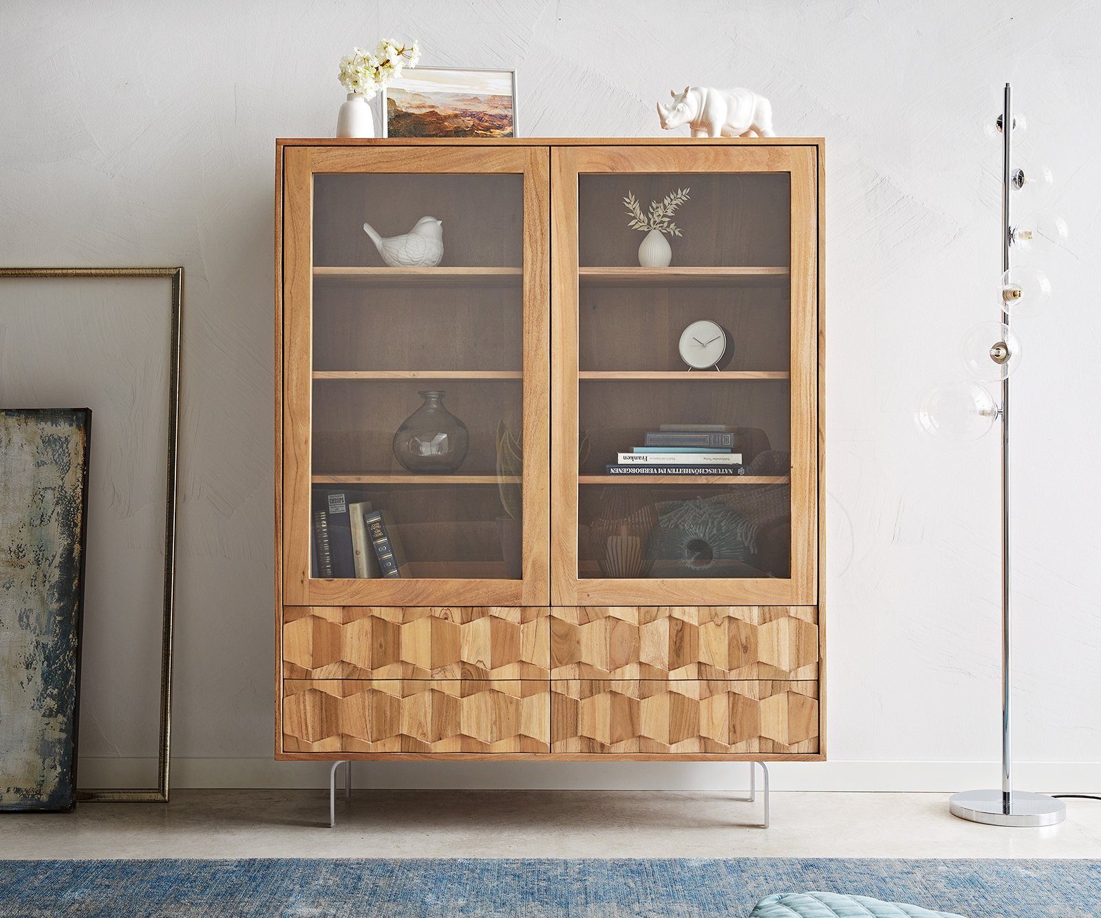 DELIFE Vitrine Fevo Akazie Natur 115x150 cm L-Fuß Vitrine