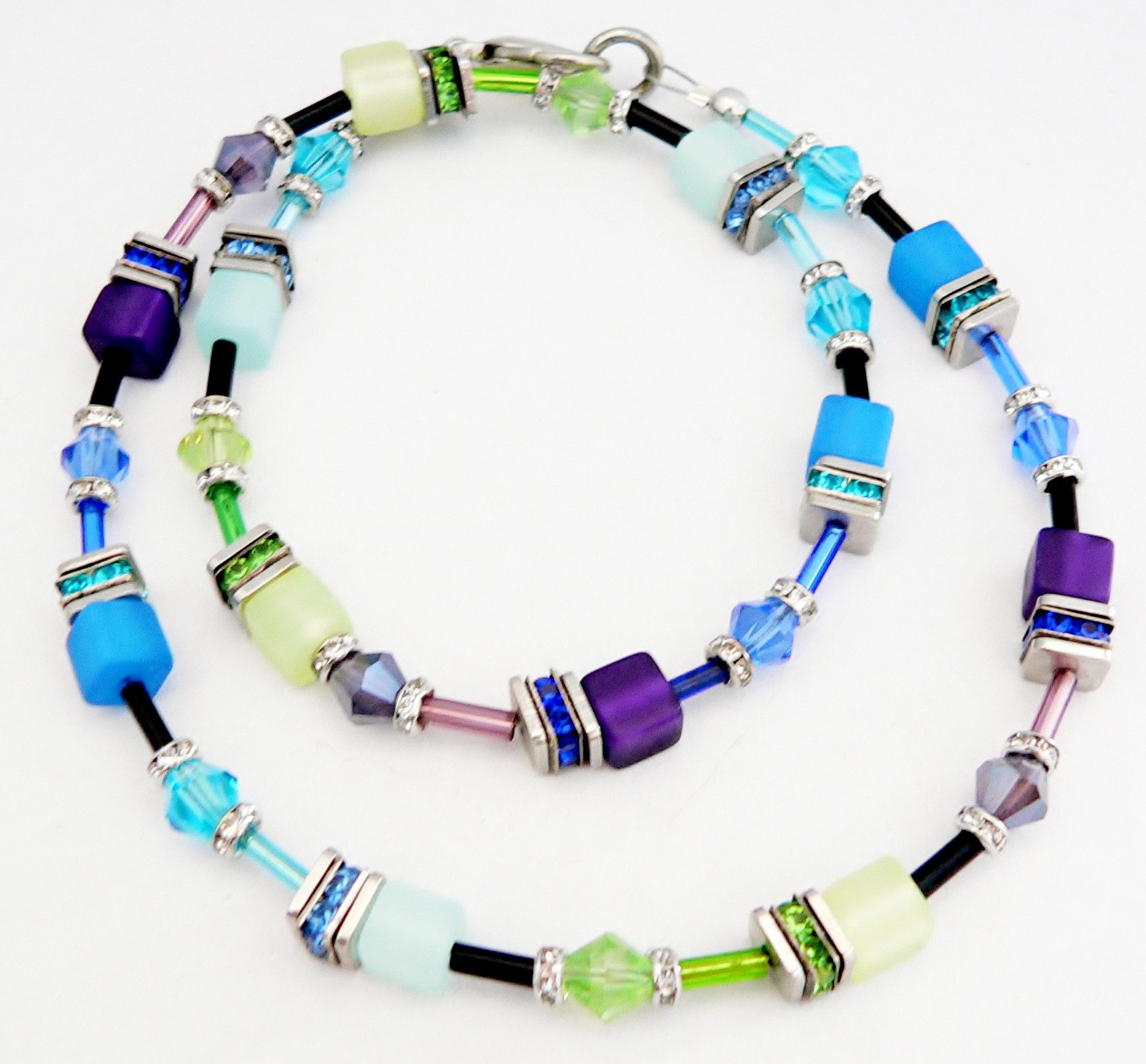 traumschmuck Collier 500. Collier Würfel Cat Eye Polaris Glasrhomben Strass (Valentinstag, Muttertag), handgefertigt, Made in Germany