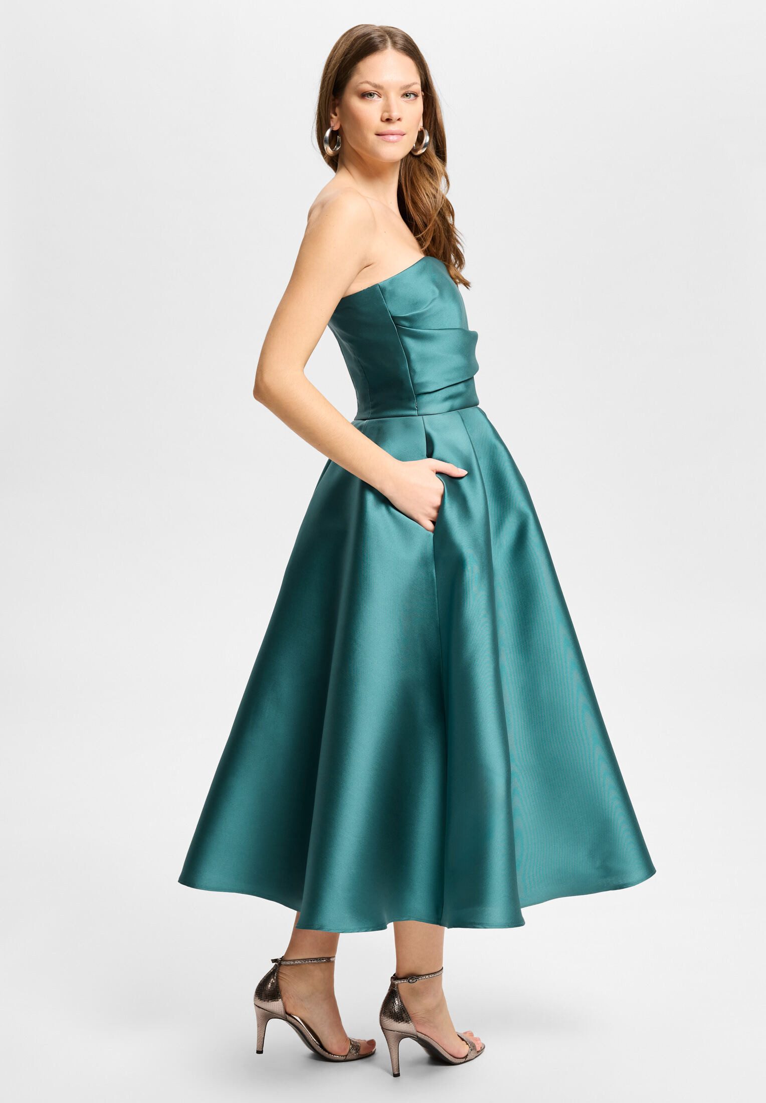 SWING Cocktailkleid - Cocktailkleid mit Korsage aus Twill Taillierter Schnitt mit ausgestelltem Rockteil