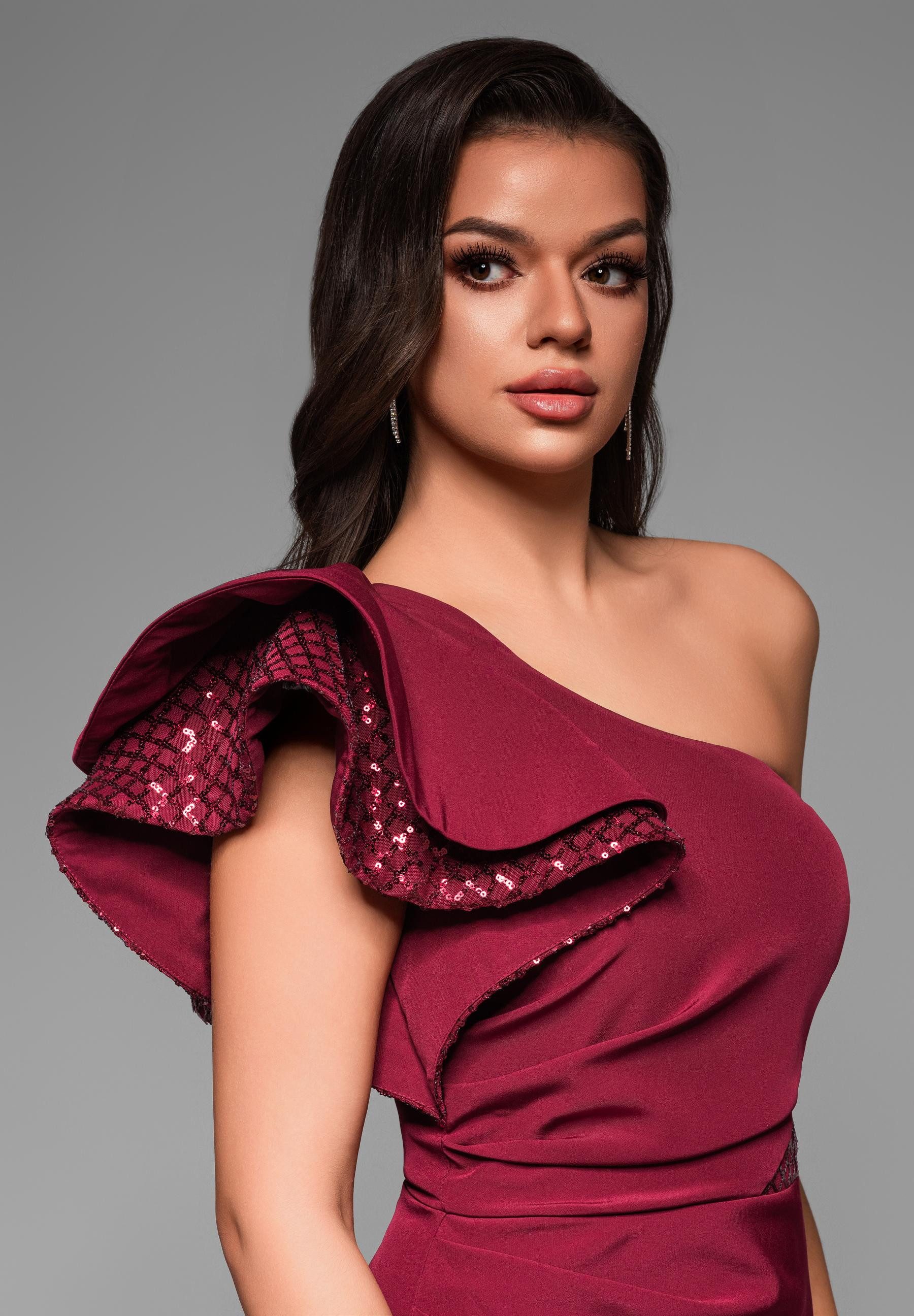 OMBRE Abendkleid Elegantes asymmetrisches Abendkleid mit günstig online kaufen