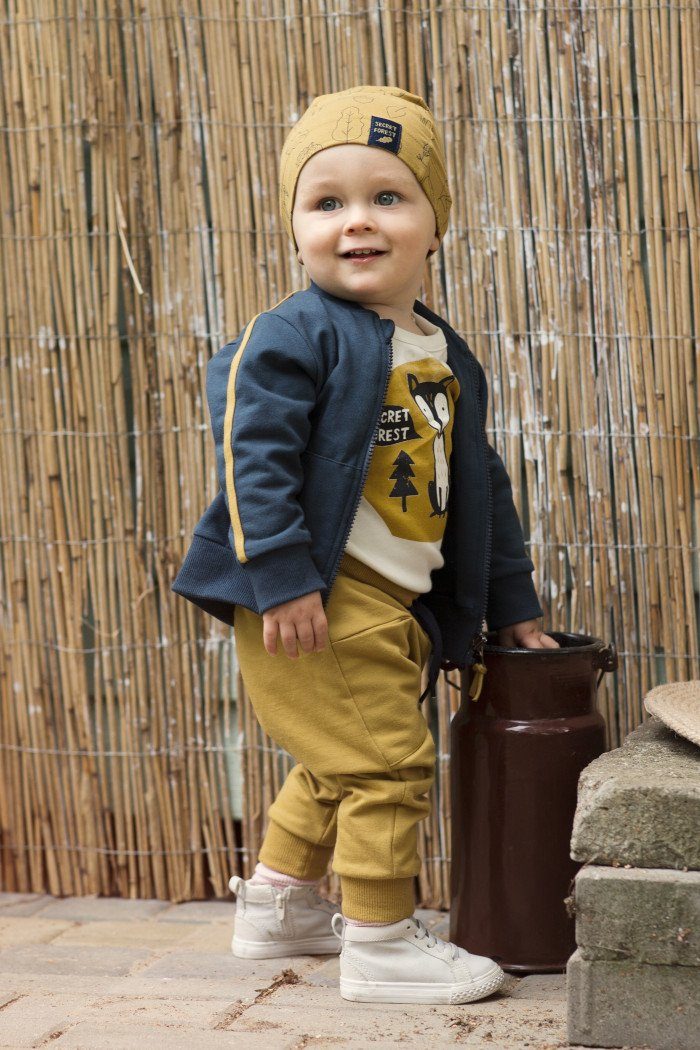 PINOKIO Sweatjacke Fuchs Zipper Jacke mit Streifen & Kängurutasche (1-tlg) Patch, Streifen am Ärmel, Rippbündchen, Reißverschluss mit Kinnschutz