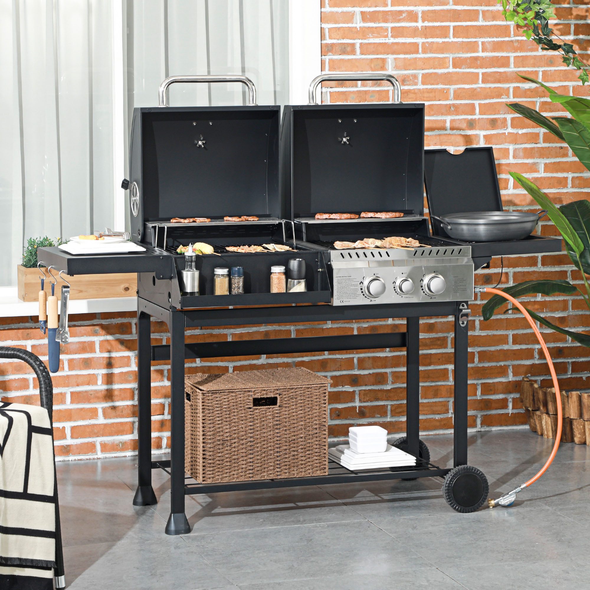 Outsunny Gasgrill Grillwagen mit 2+1 Brenner, Thermometer, 3kW BBQ, Holzkohlgrill, Campinggrill, für Garten, Balkon, Schwarz