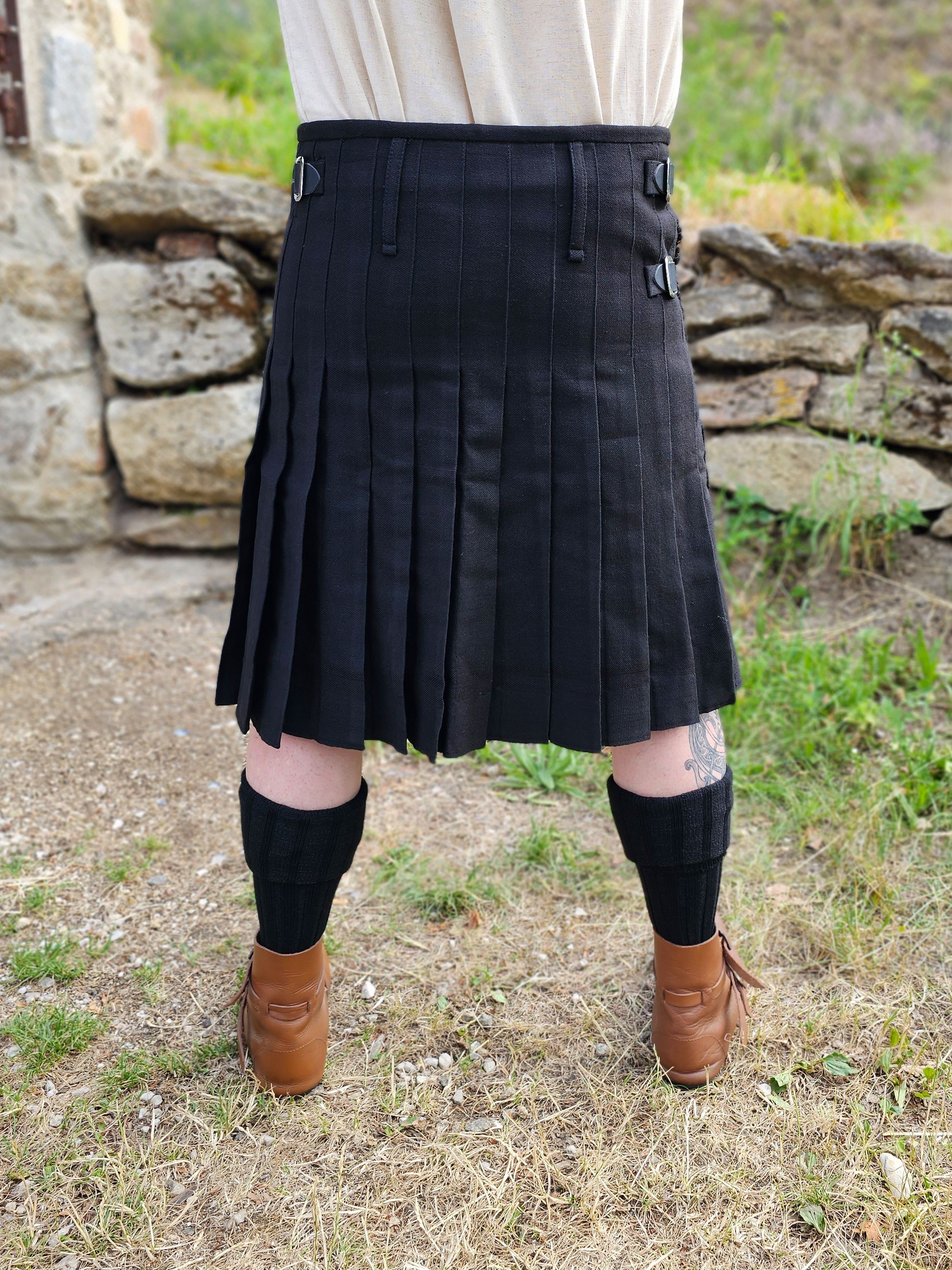 Vehi Mercatus Wikinger-Kostüm Schottenrock schwarz, 8 Yard Kilt