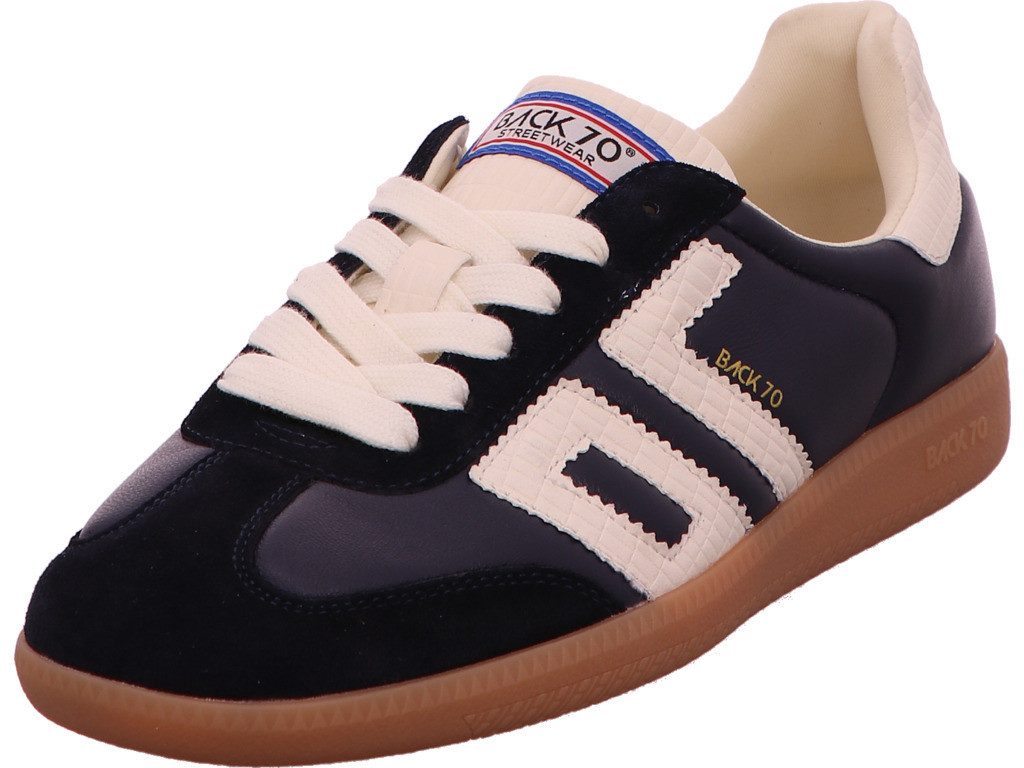 Back 70 Cloud NC22 Sneaker