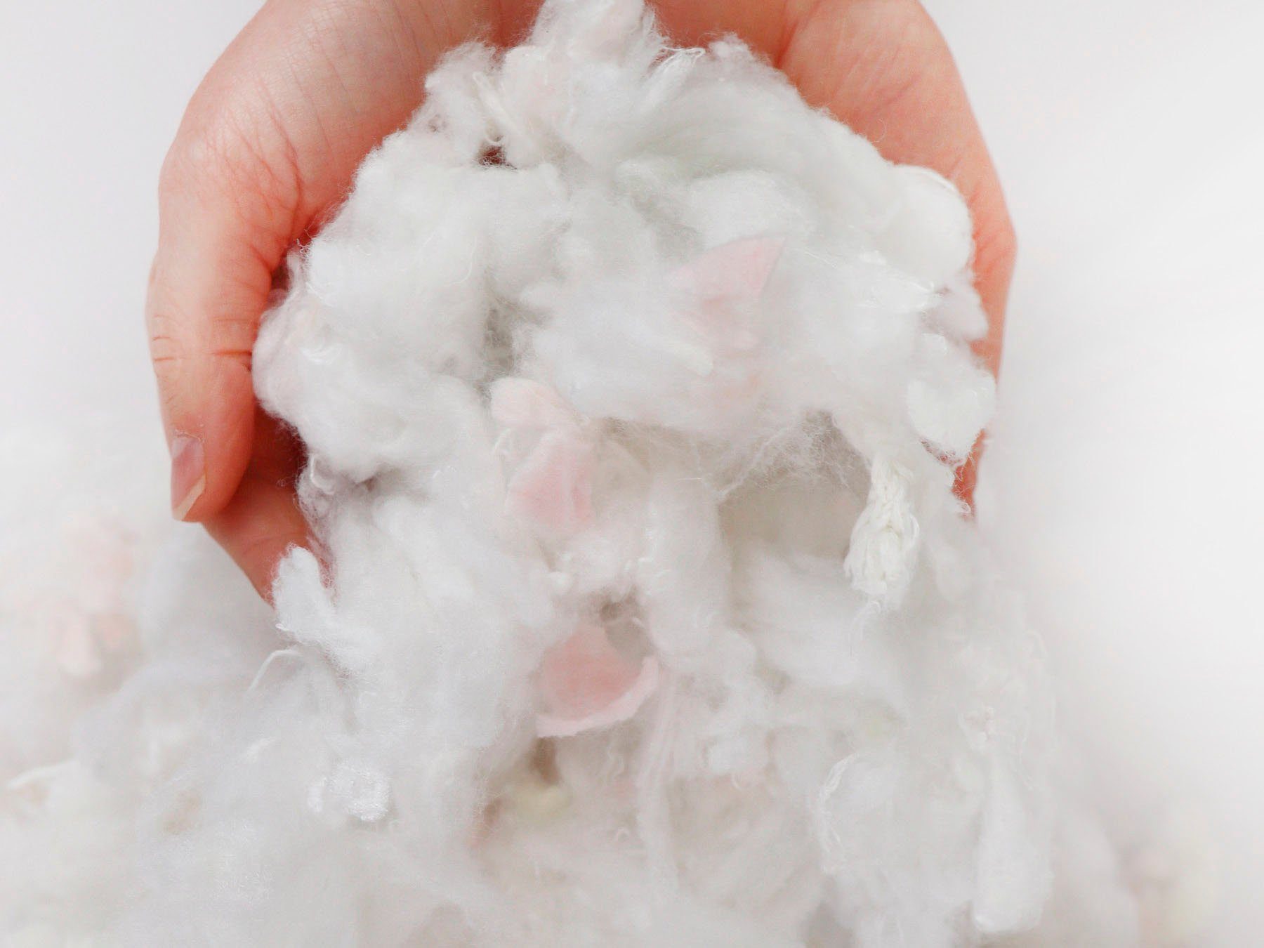 Primaflor-Ideen in Textil Kissenfüllung Polyesterfasergemisch, 1kg, Füllmaterial für Kissen, ideal als Bastelmaterial, waschbar – Bild 4 von 5