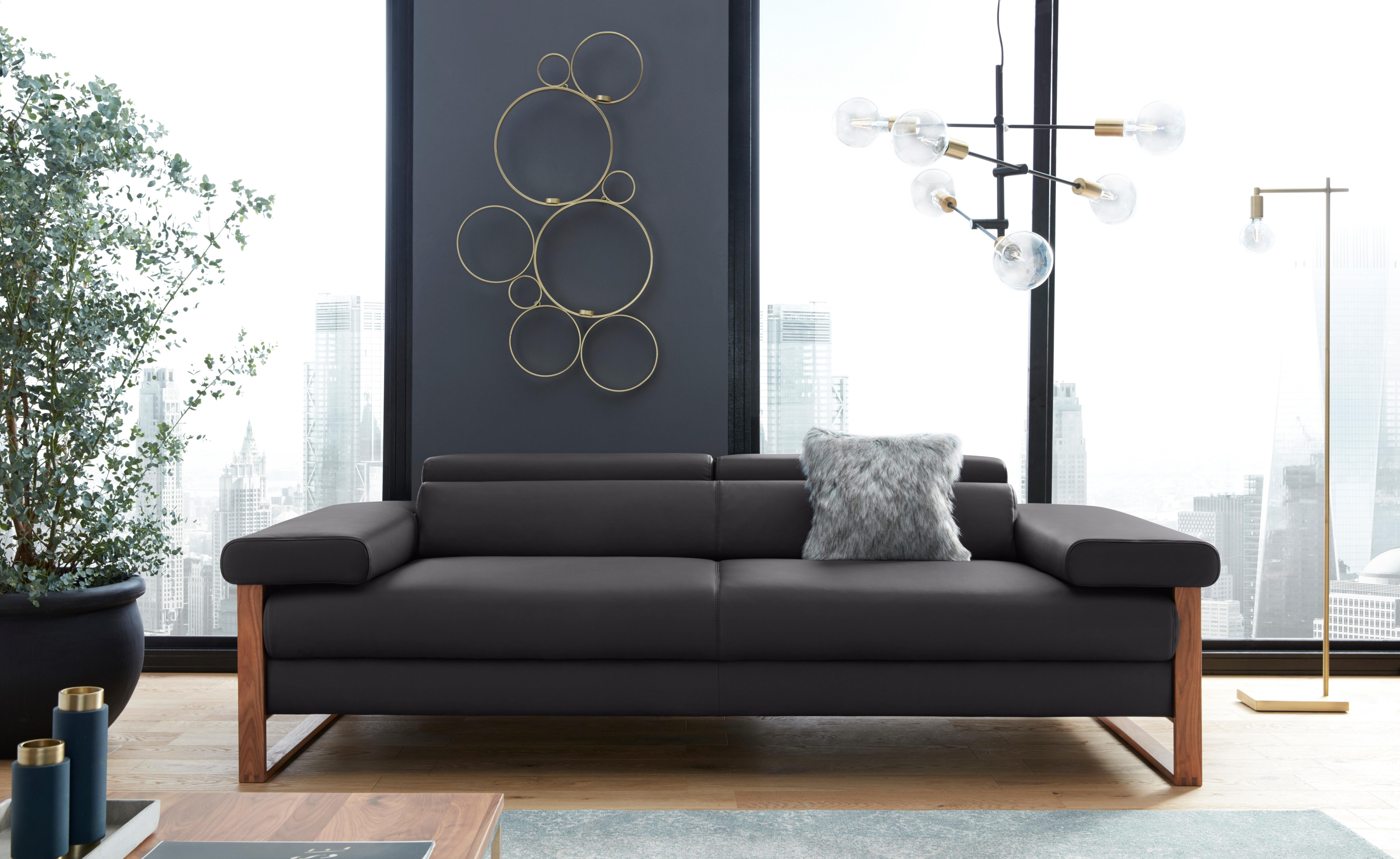 W.SCHILLIG 2,5-Sitzer finn, German Design Award 2016, Fußgestell Nussbaum natur, Breite 230 cm