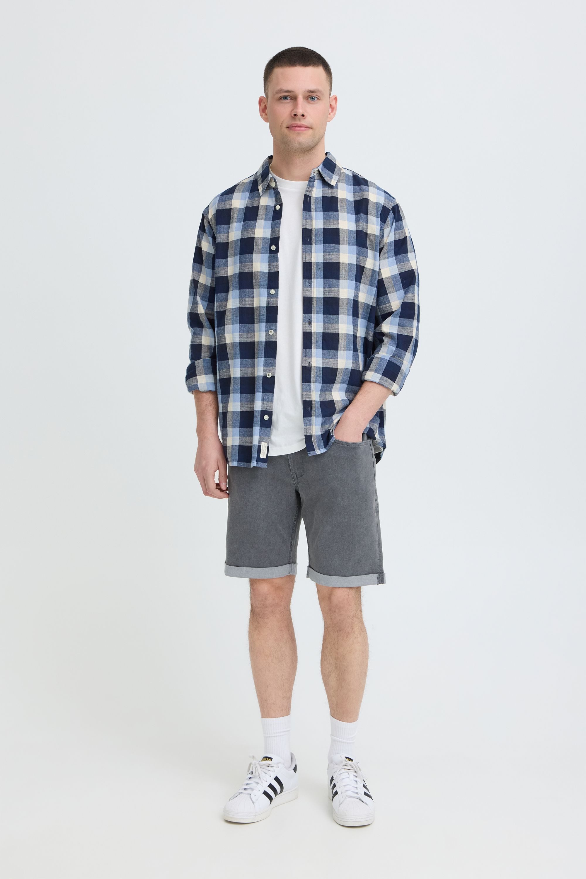 Blend Jeansshorts BHZinor Klassische Jeansshorts im 5-Pocket-Stil
