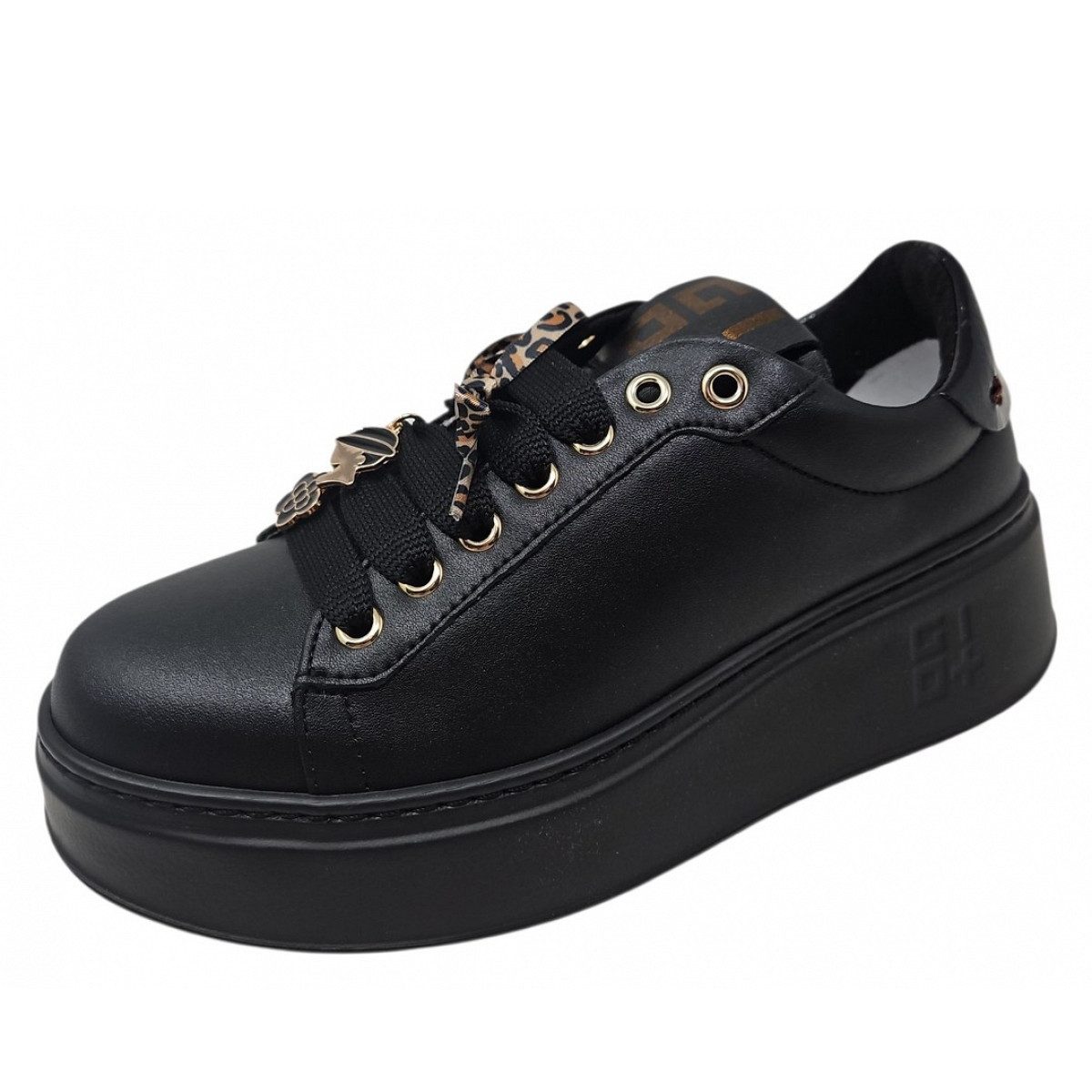 Sneaker
