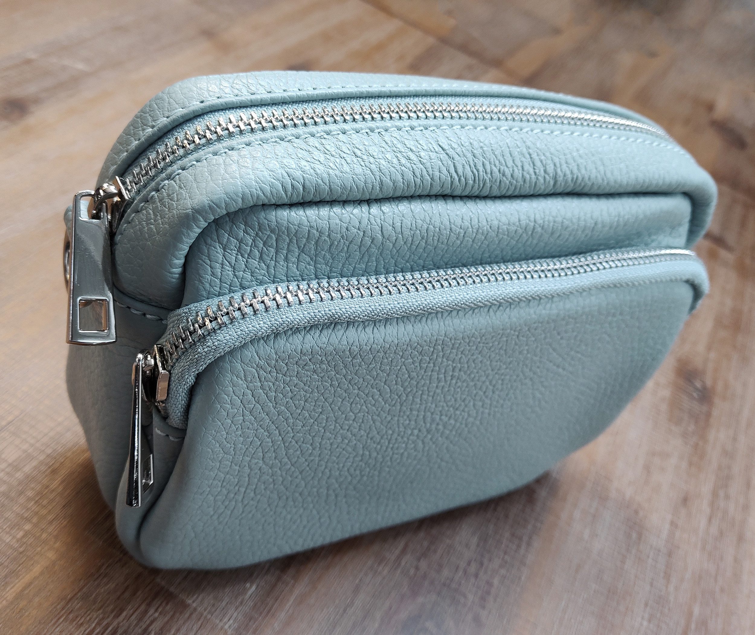 Cassandra Accessoires Umhängetasche Handtasche "Melia", aus hochwertigem echtem Leder