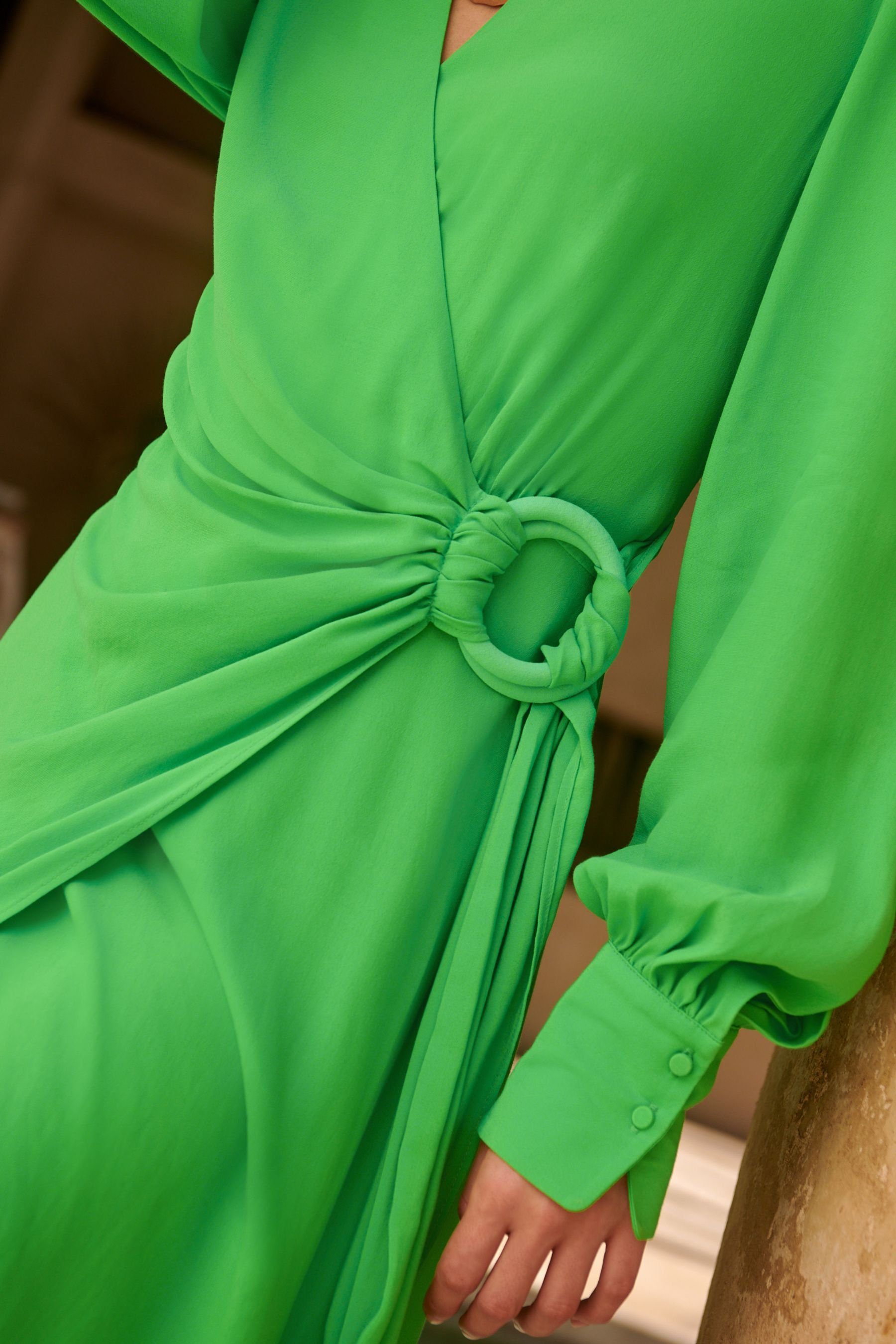 Next (1-tlg) Wickelkleid mit Minikleid Wickeldesign Bindung Green seitlicher im