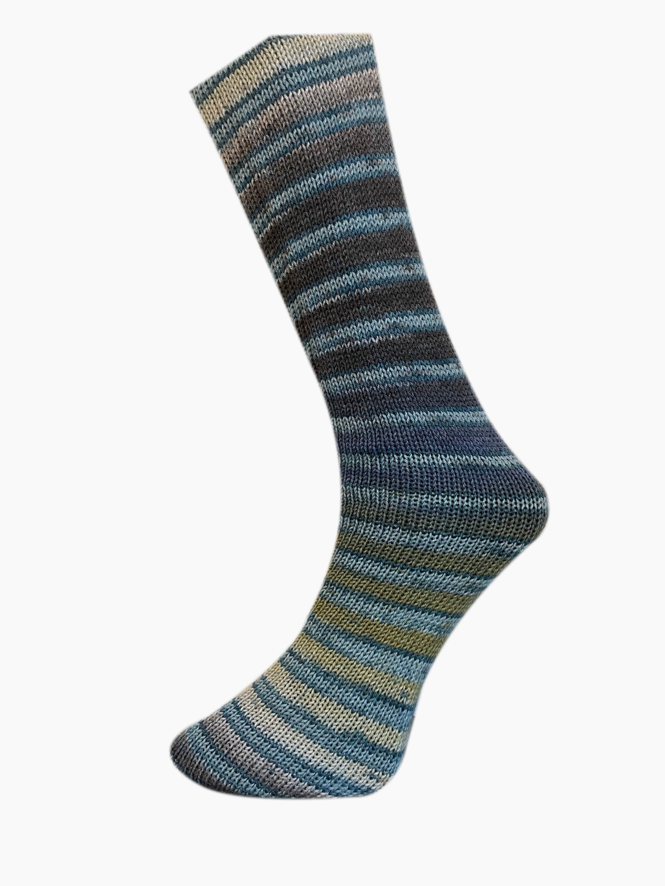 Ferner Wolle MALLY SOCKS Valentinstagsedition 2026 Häkelwolle, 450 m (traumhaft weiche Sockenwolle zum Valentinstag), 150 g