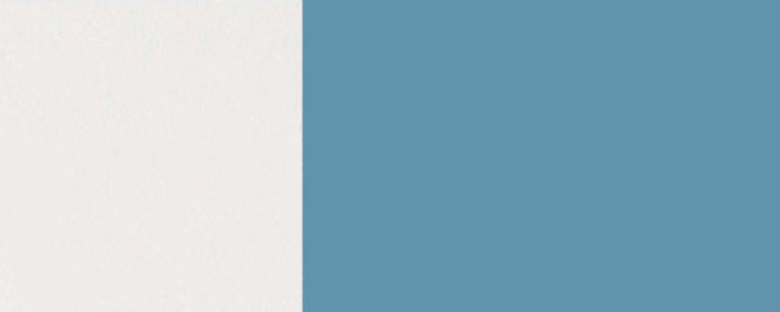 wählbar Rimini, Sockelfarbe Sockelblende RAL matt und Feldmann-Wohnen Front- pastellblau teilintegriert 45cm 5024