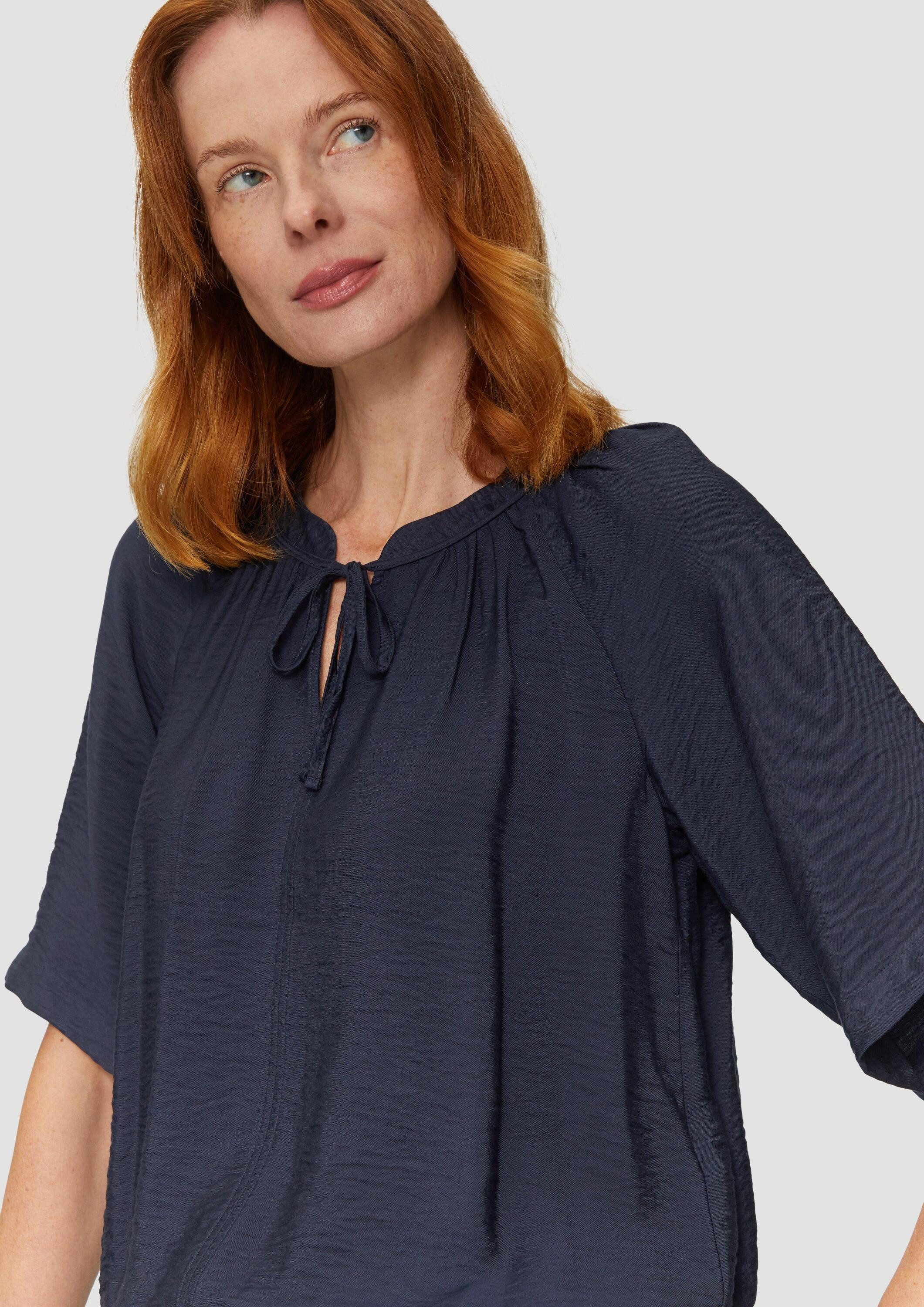 s.Oliver Kurzarmbluse Bluse Strukturierte Bluse im O-Shape mit Raffdetails