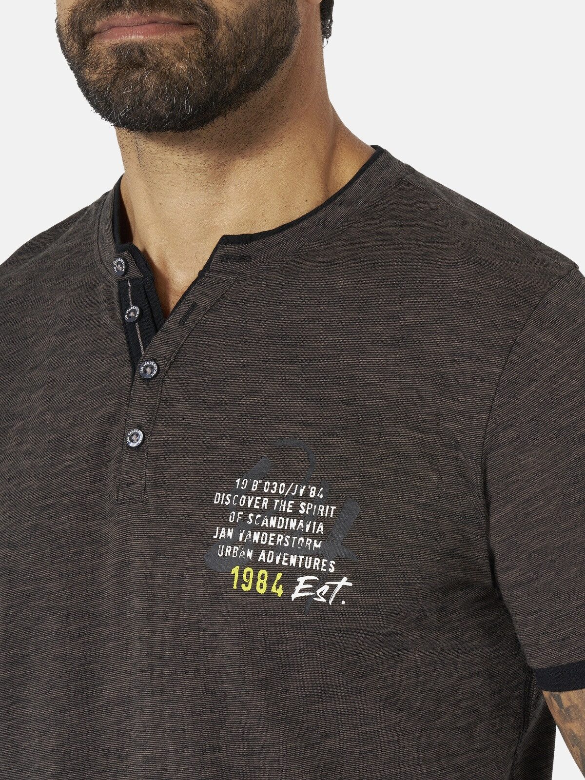 Jan Vanderstorm T-Shirt SEPPOR mit Serafino-Ausschnitt – Bild 4 von 5