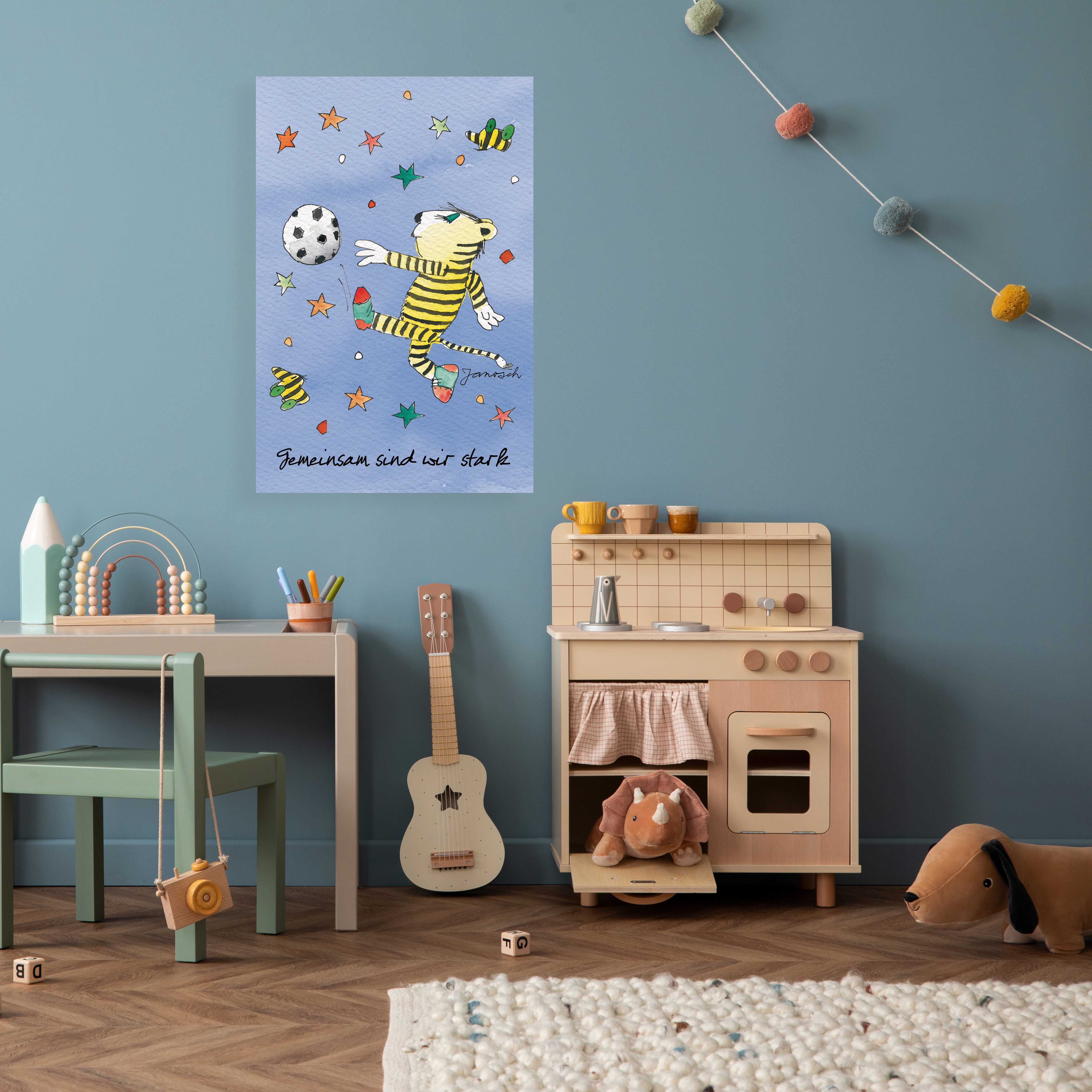 LuckyLinde Leinwandbild Der kleine Tiger mit Fußball - Gemeinsam stark, Ente, Enten, Figuren, Filmfiguren, Motivationsbilder, Schriftzug, Sport, Sprüche, Tiere, Tiger, little star (1 St), Exklusive JANOSCH Kindermotive