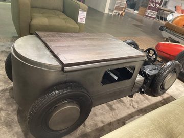 More2Home Couchtisch CAR, Metall/Mangoholz, auf 4 echten Rädern mit einer Tür als Fantasy-Vintage Modell