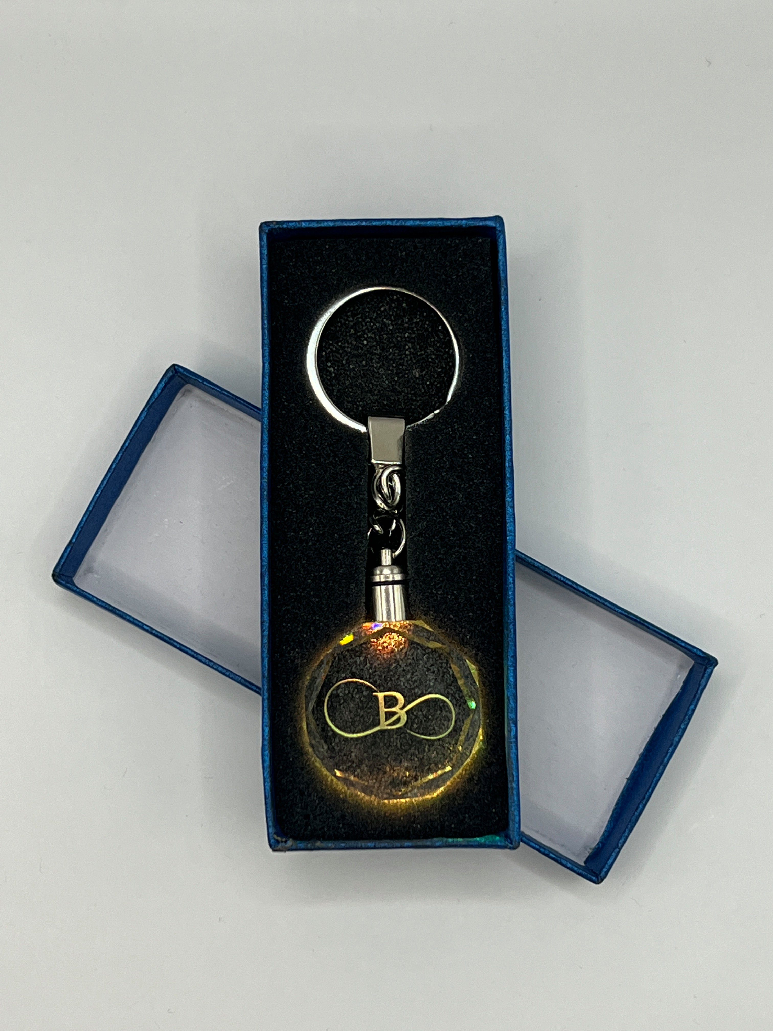 Geschenkbox Multicolor mit Unendlichkeitszeichen Stelby B Schlüsselanhänger Schlüsselanhänger