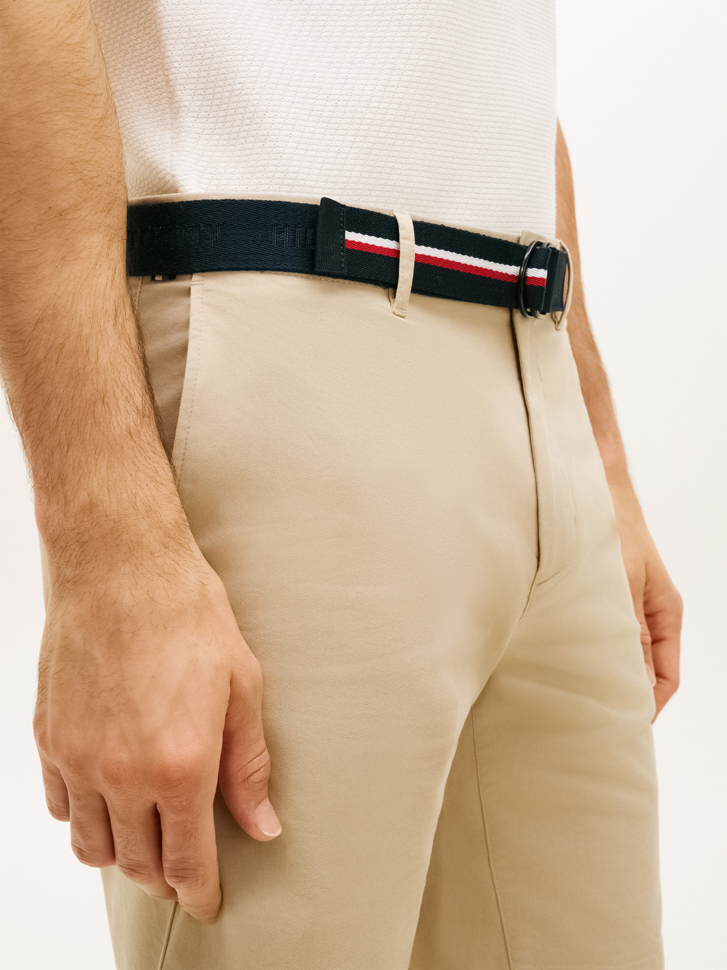 Tommy Hilfiger Shorts DENTON 9.5 INC ESS TWILL W/ BELT mit abnehmbaren Gürtel, slim fit