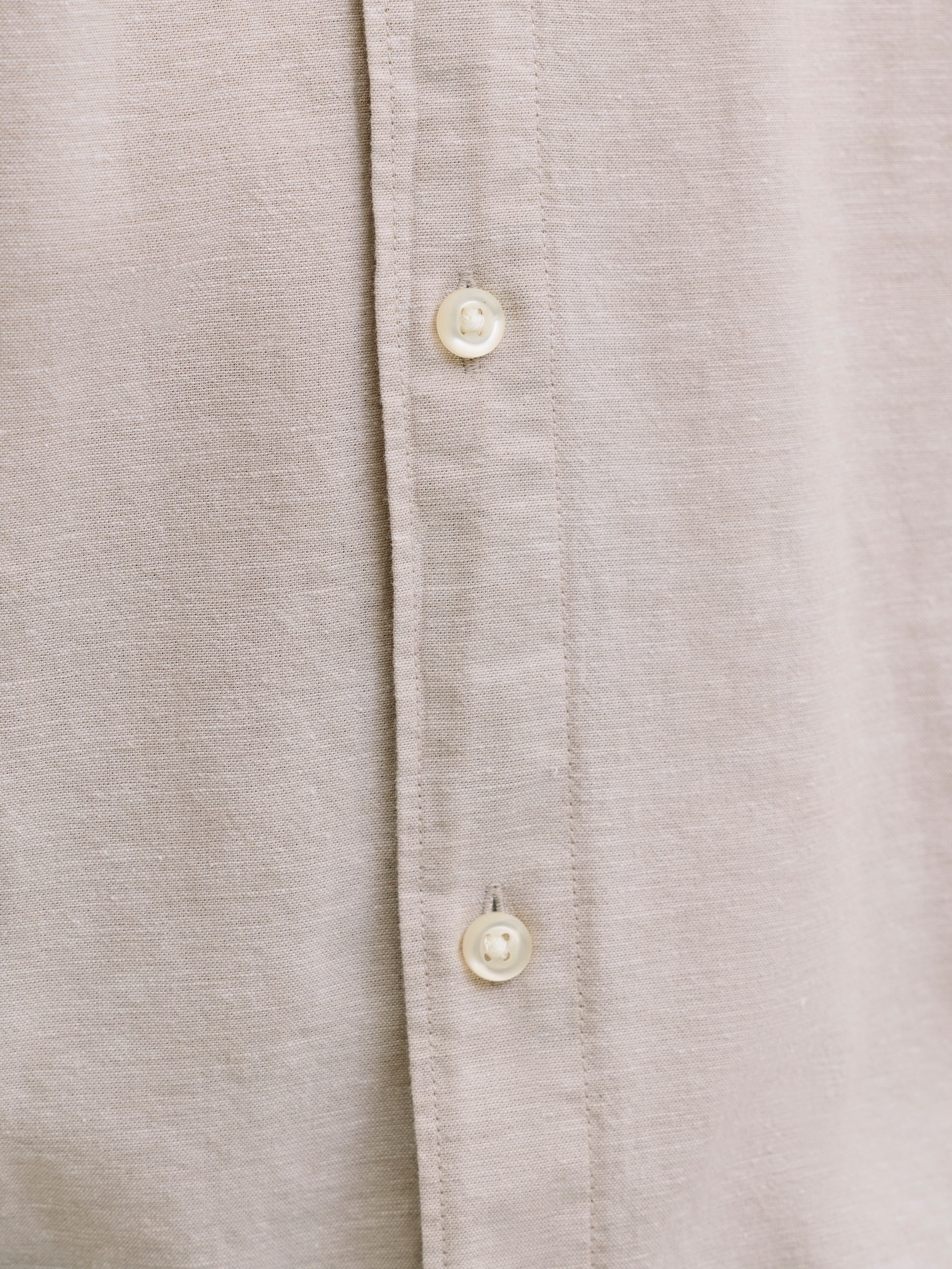 Jack & Jones PlusSize Kurzarmhemd JJEBREEZE LINEN BLEND SHIRT S/S SN PLS mit Leinen, regular fit