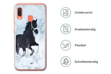 MuchoWow Handyhülle Pferd - Schnee - Winter, Handyhülle Samsung Galaxy A20e, Smartphone-Bumper, Print, Handy