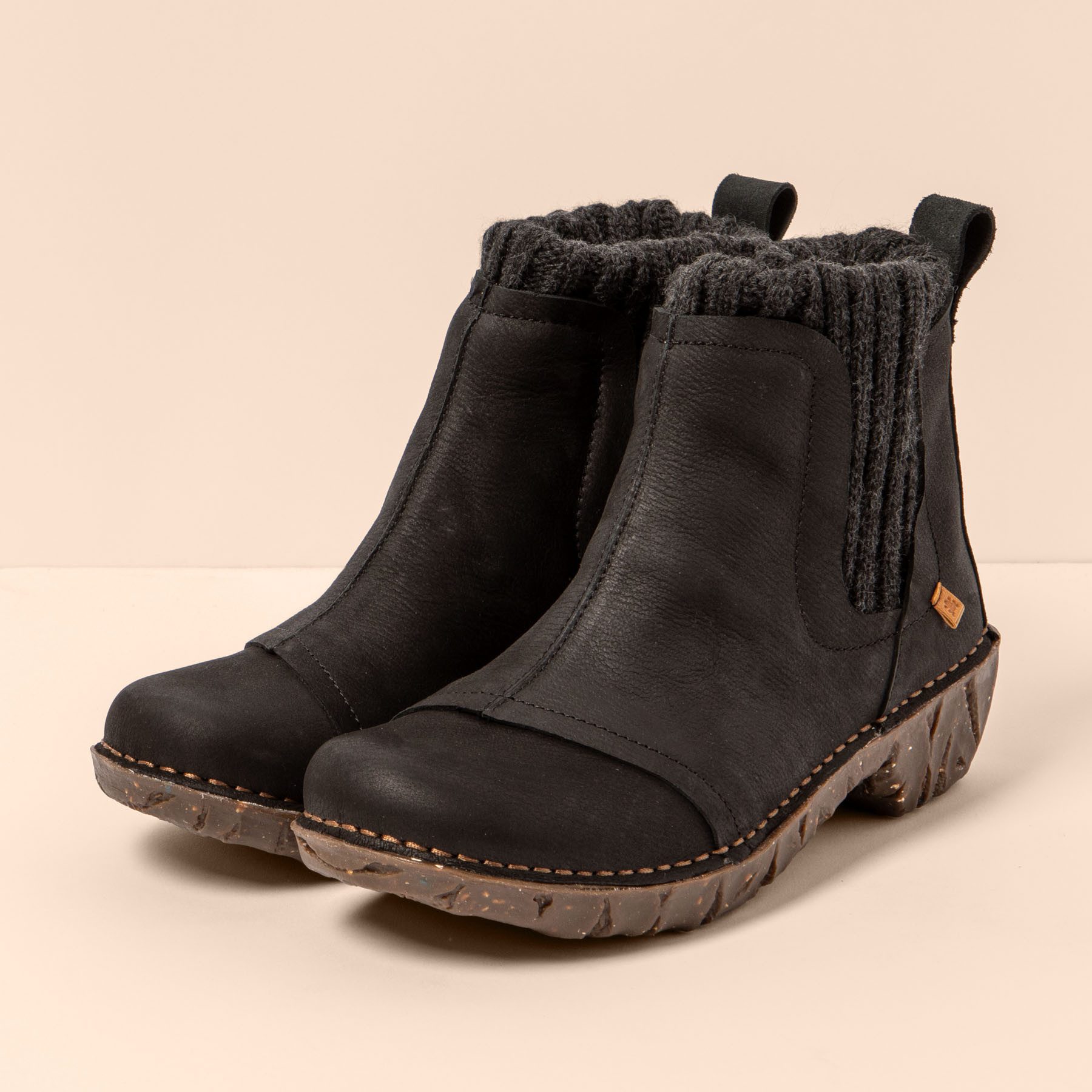 El Naturalista Ankleboots