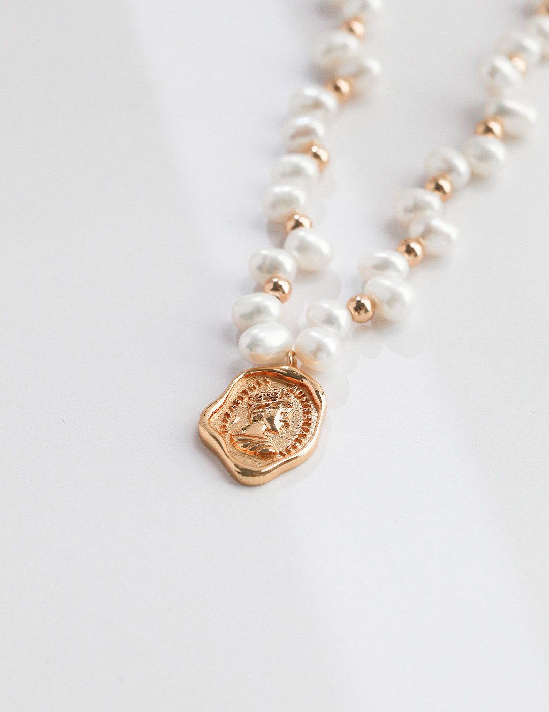 Jumpeak Kette mit Anhänger Halskette aus 925erSilber,Anhänger in Form einer Goldmünze,Perlenkette, 18-karätig vergoldet, Geburtstagsgeschenk, Weihnachtsgeschenk
