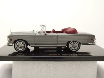 ixo Models Modellauto Mercedes 280 SE 3.5 W111 Cabrio 1969 grau metallic Modellauto 1:43, Maßstab 1:43