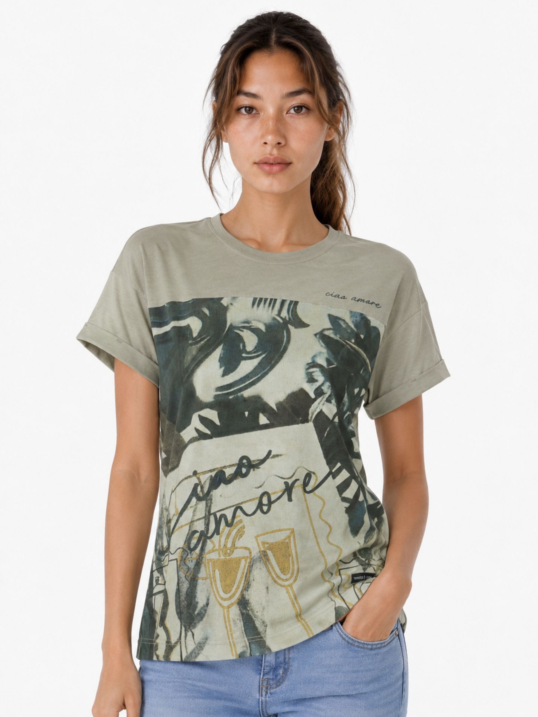 Soquesto T-Shirt