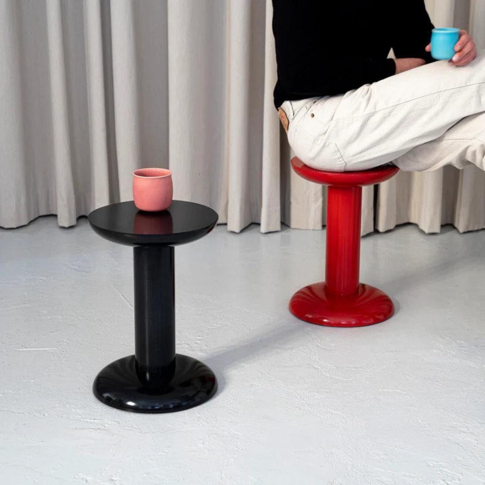 Aluminium Tisch Table Beistelltisch Red Thing Carmine Raawii