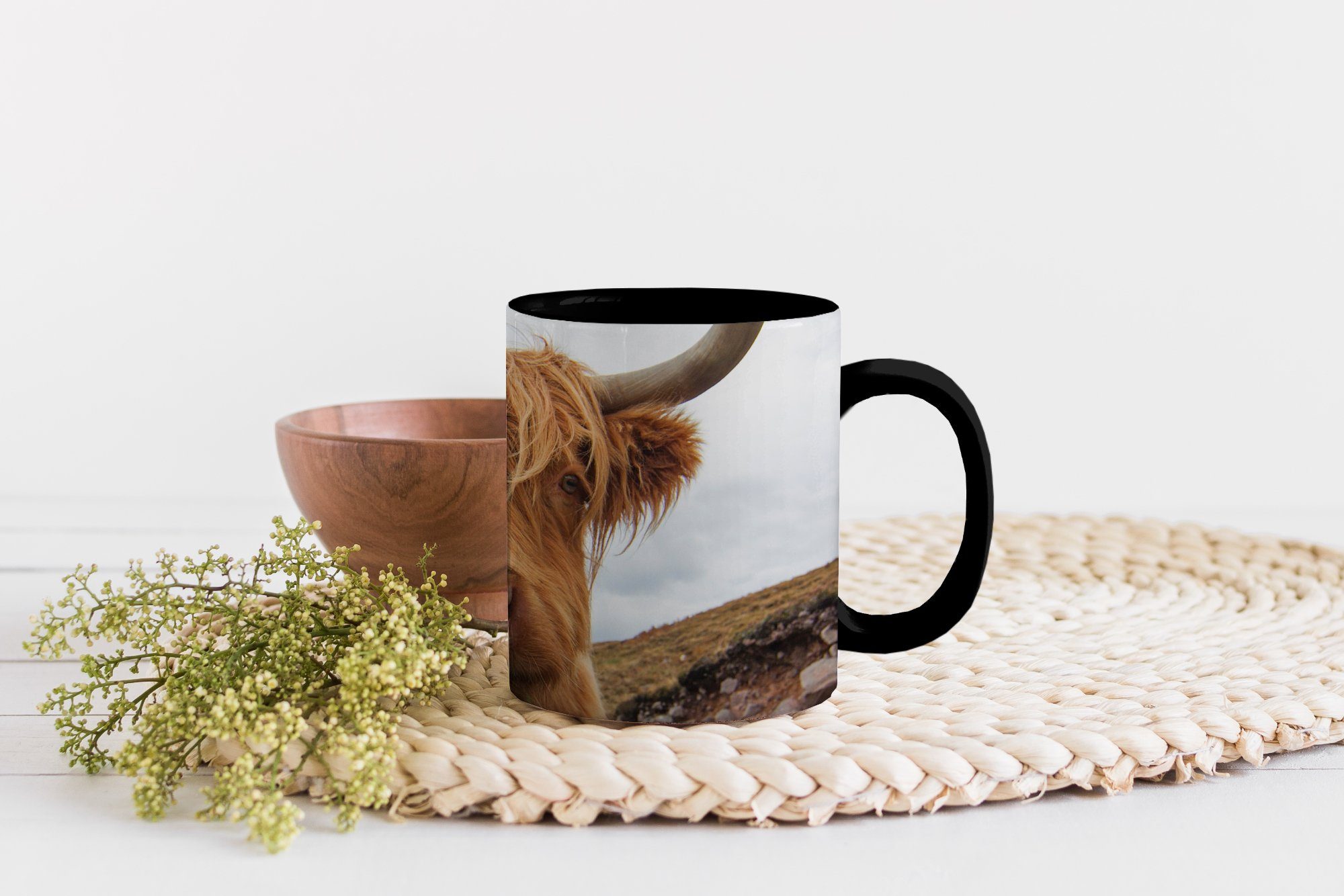 Zaubertasse, Geschenk Kaffeetassen, MuchoWow Tasse Landschaft, Keramik, - Kuh Hochländer Schottischer Teetasse, Farbwechsel, -